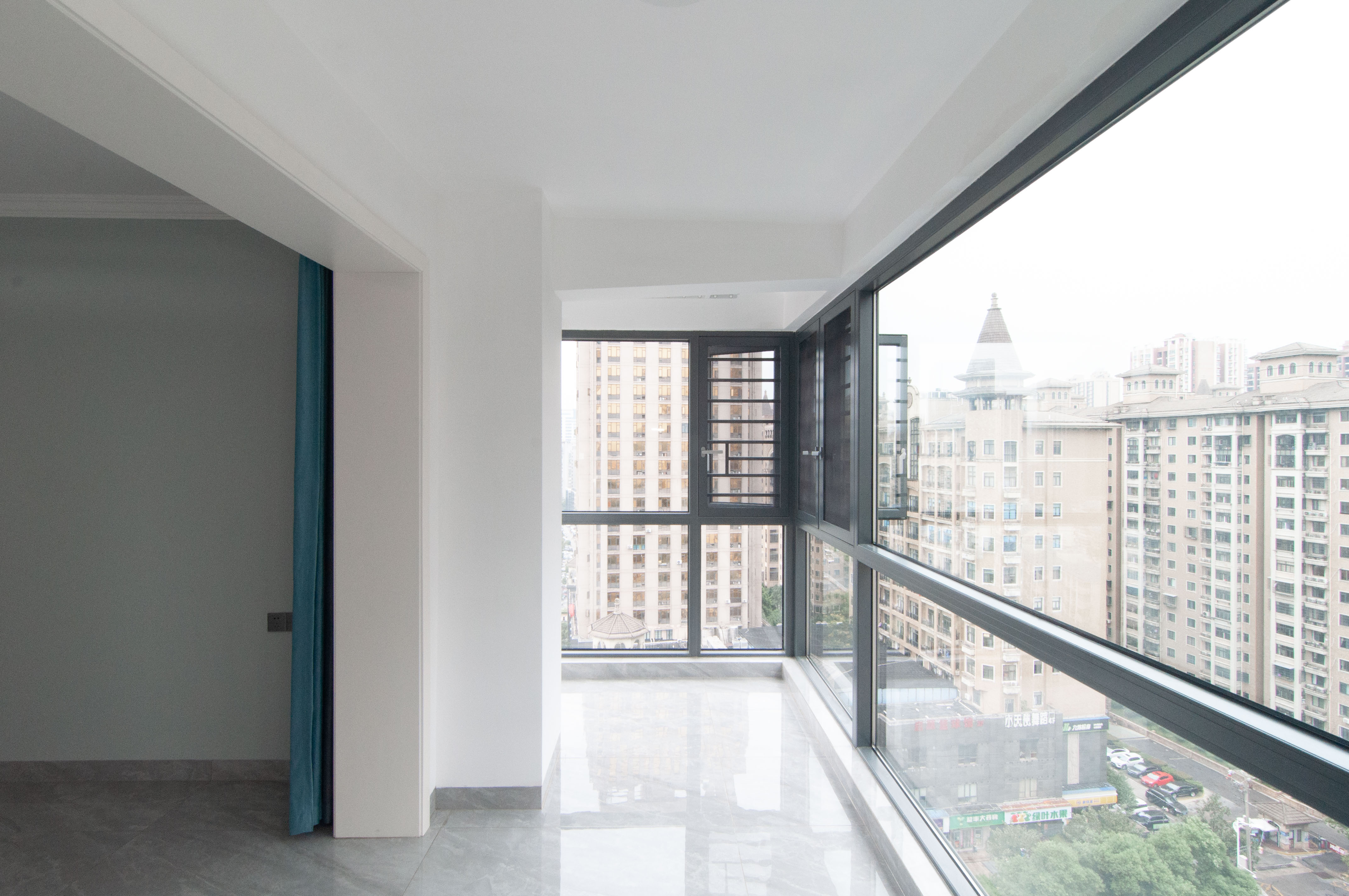 高鑫麓城  3室2厅1卫    168.0万其他