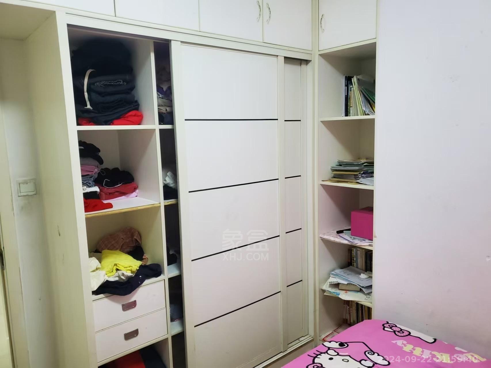 龙腾国际 1室1厅1卫 1400.0元/月 龙腾国际 1室1厅1卫 1400.0元/月室内图