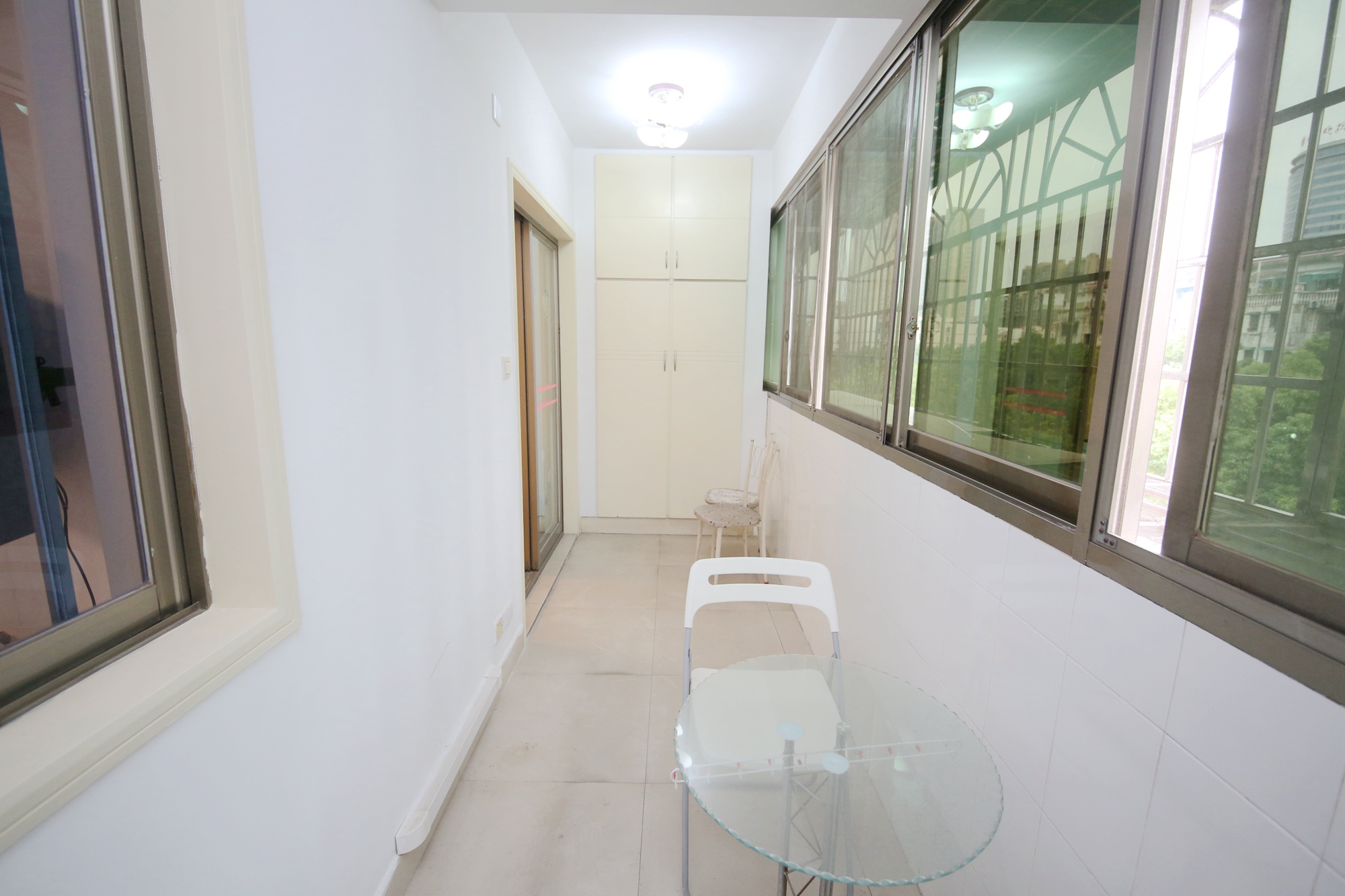 东南明苑  3室2厅2卫    69.8万阳台