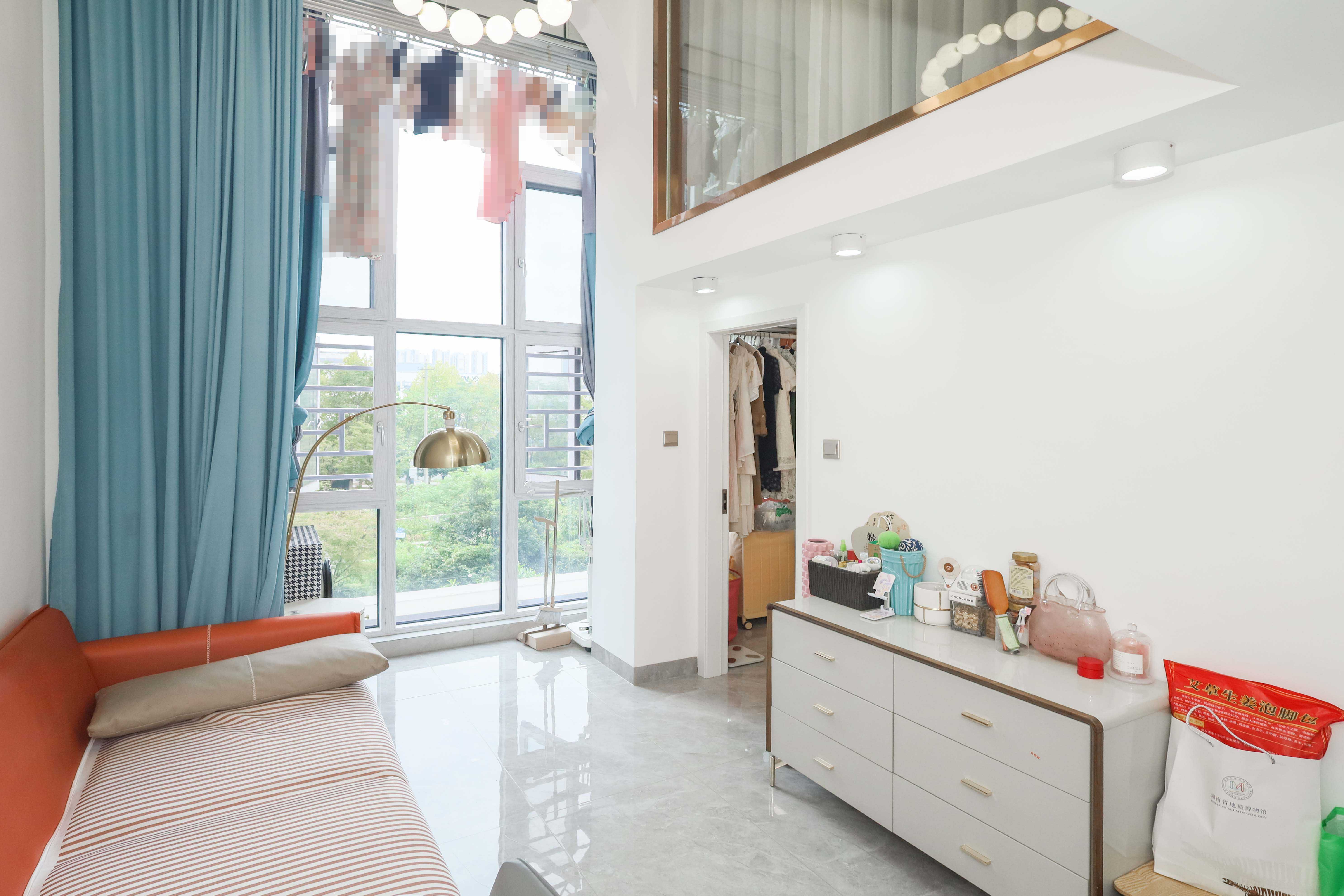 万科金色梦想B区  2室2厅2卫    60.0万 万科金色梦想B区  2室2厅2卫    60.0万客厅