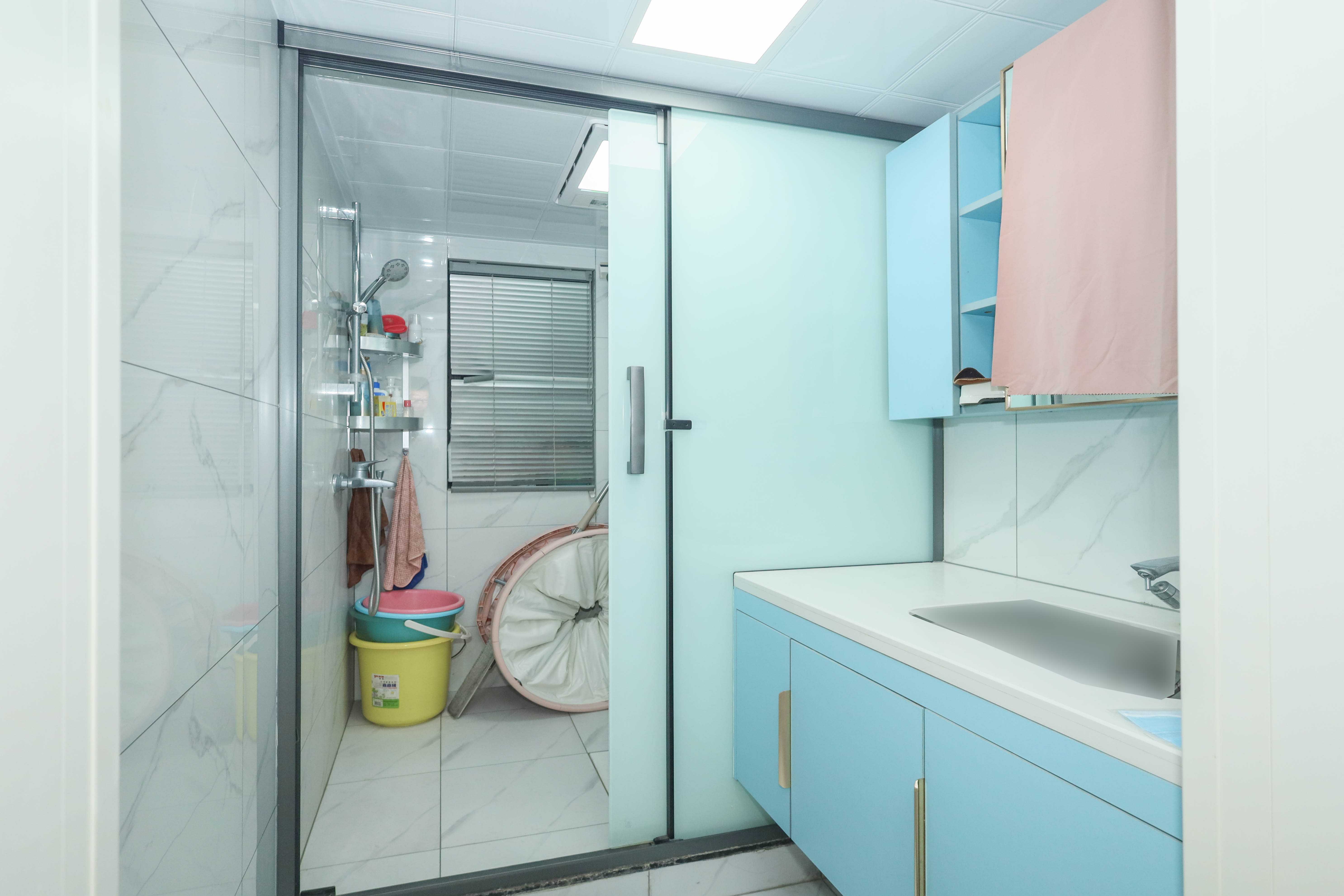 万科金色梦想B区  2室2厅2卫    60.0万 万科金色梦想B区  2室2厅2卫    60.0万卫生间