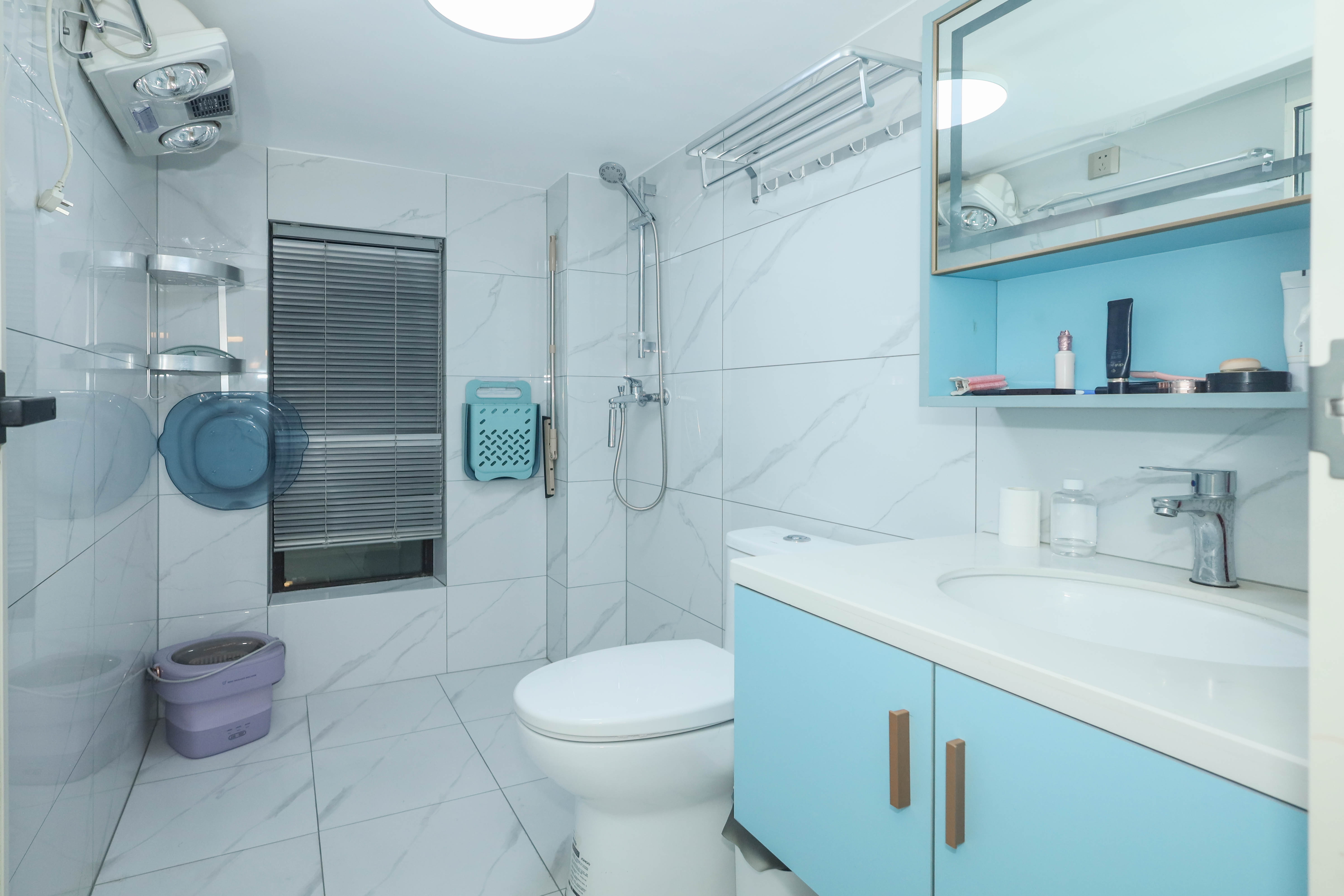 万科金色梦想B区  2室2厅2卫    60.0万 万科金色梦想B区  2室2厅2卫    60.0万卫生间