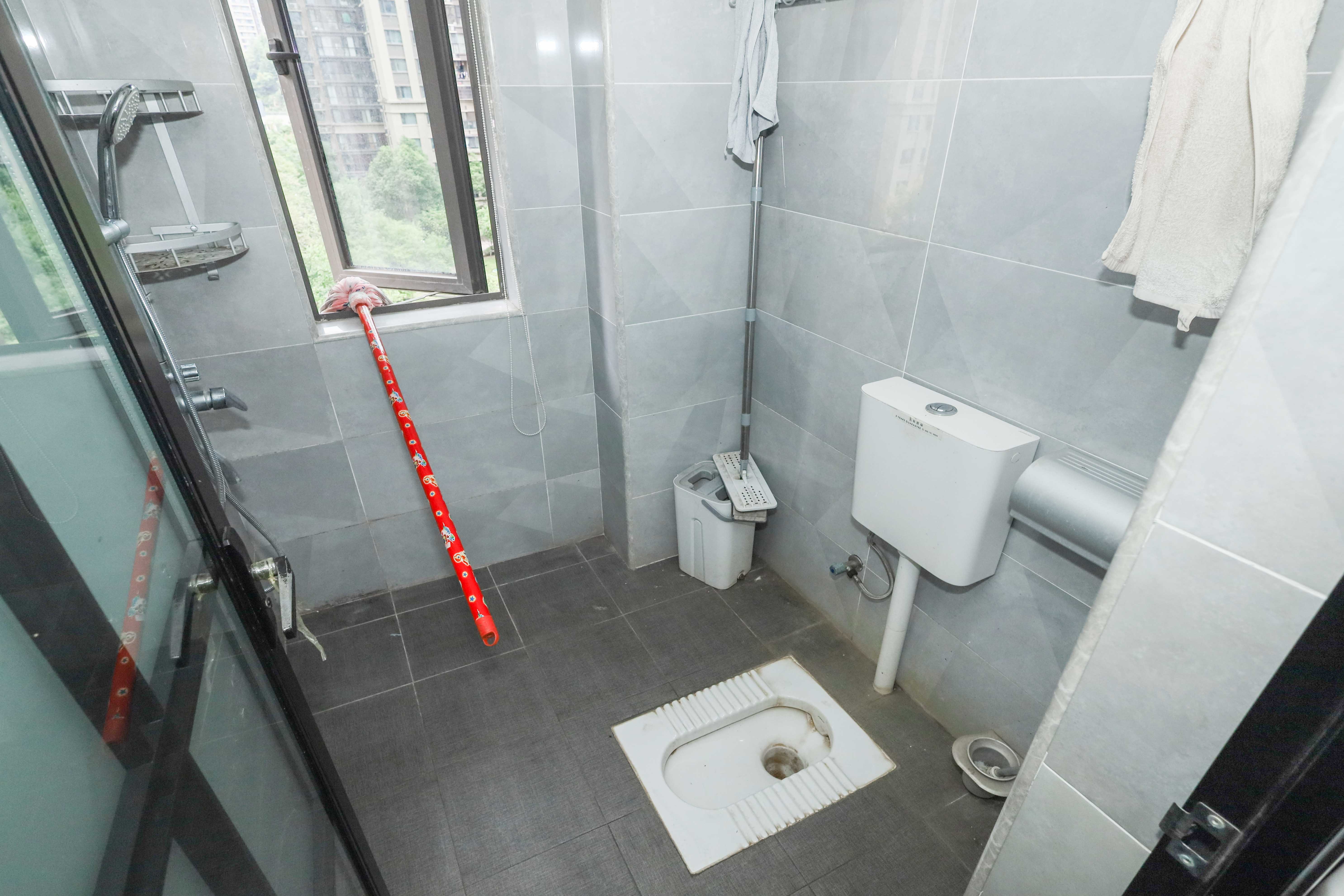 梅溪湖合能璞丽  3室2厅2卫    115.0万卫生间