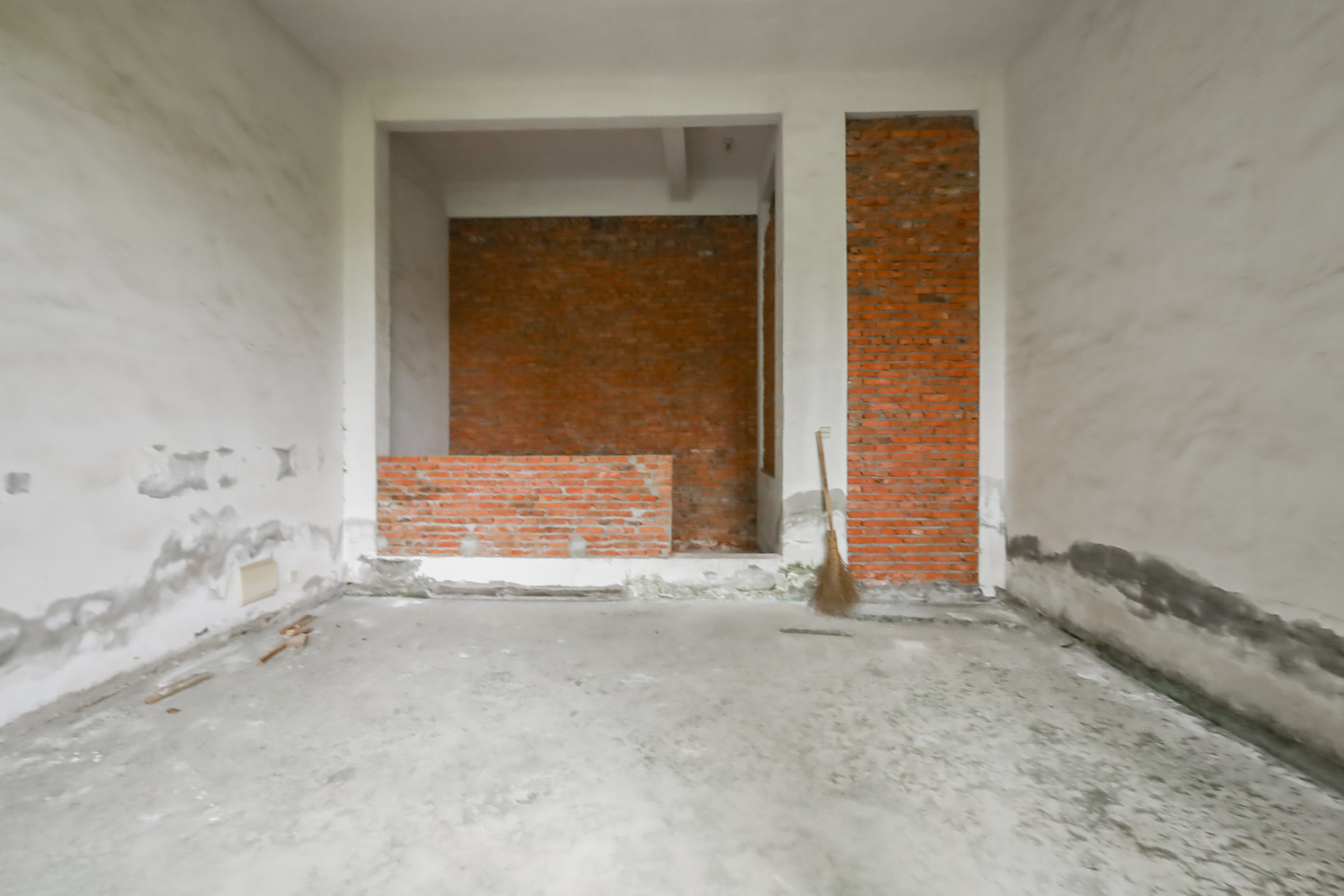 西山汇景一、二期  4室2厅5卫    480.0万 西山汇景一、二期  4室2厅5卫    480.0万卧室