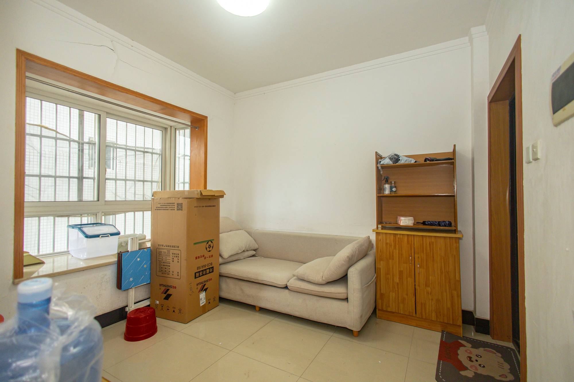 广场之星  1室1厅1卫    16.8万 广场之星  1室1厅1卫    16.8万客厅