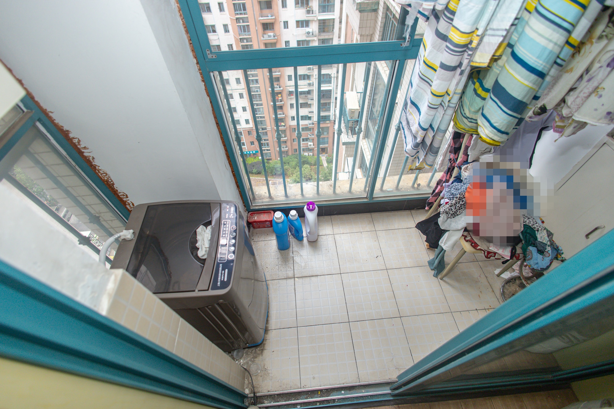 蝴蝶谷 1室1厅1卫 30.8万 蝴蝶谷 1室1厅1卫 30.8万阳台