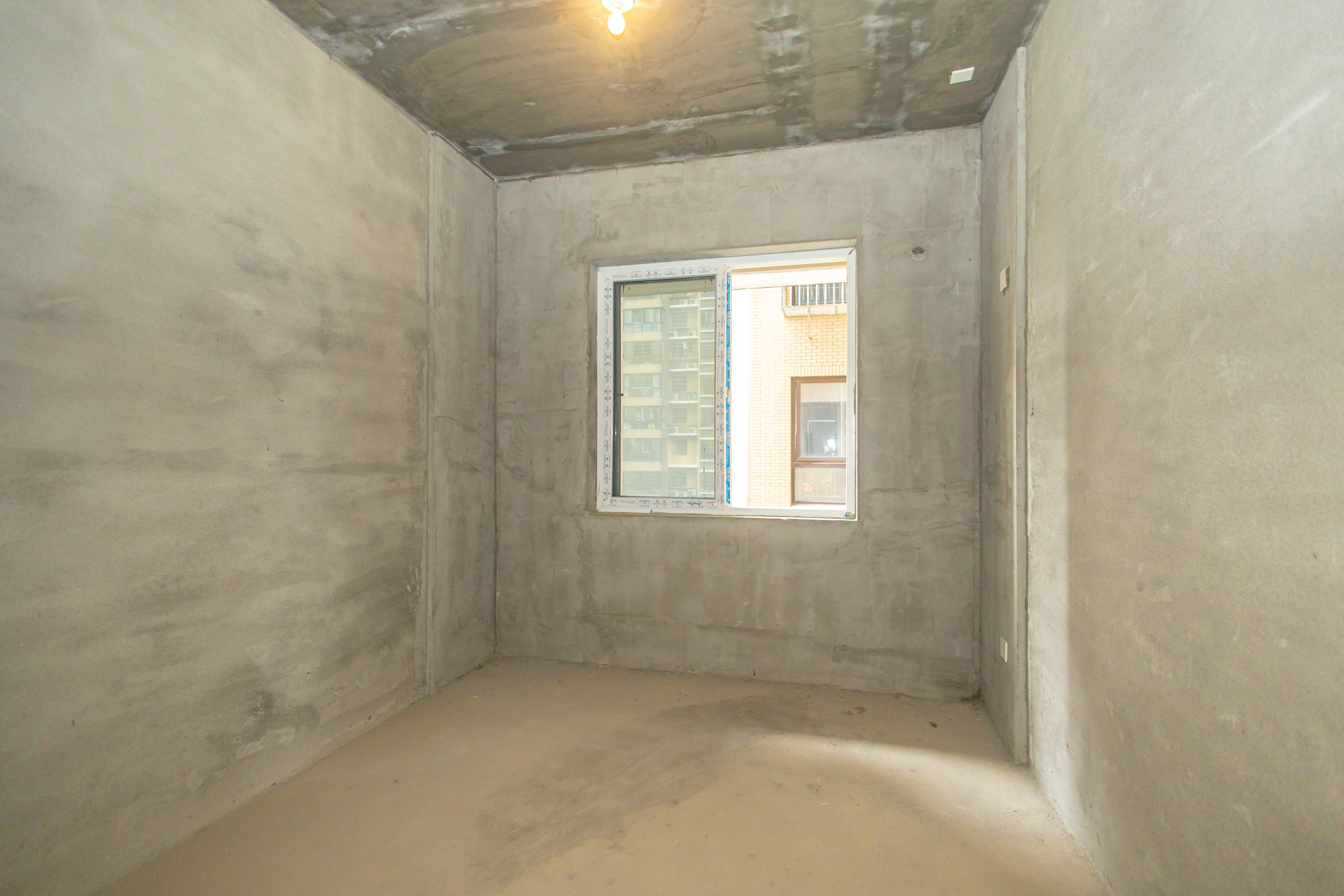 楚天世纪城西苑 3室2厅2卫 95.0万 楚天世纪城西苑 3室2厅2卫 95.0万卧室