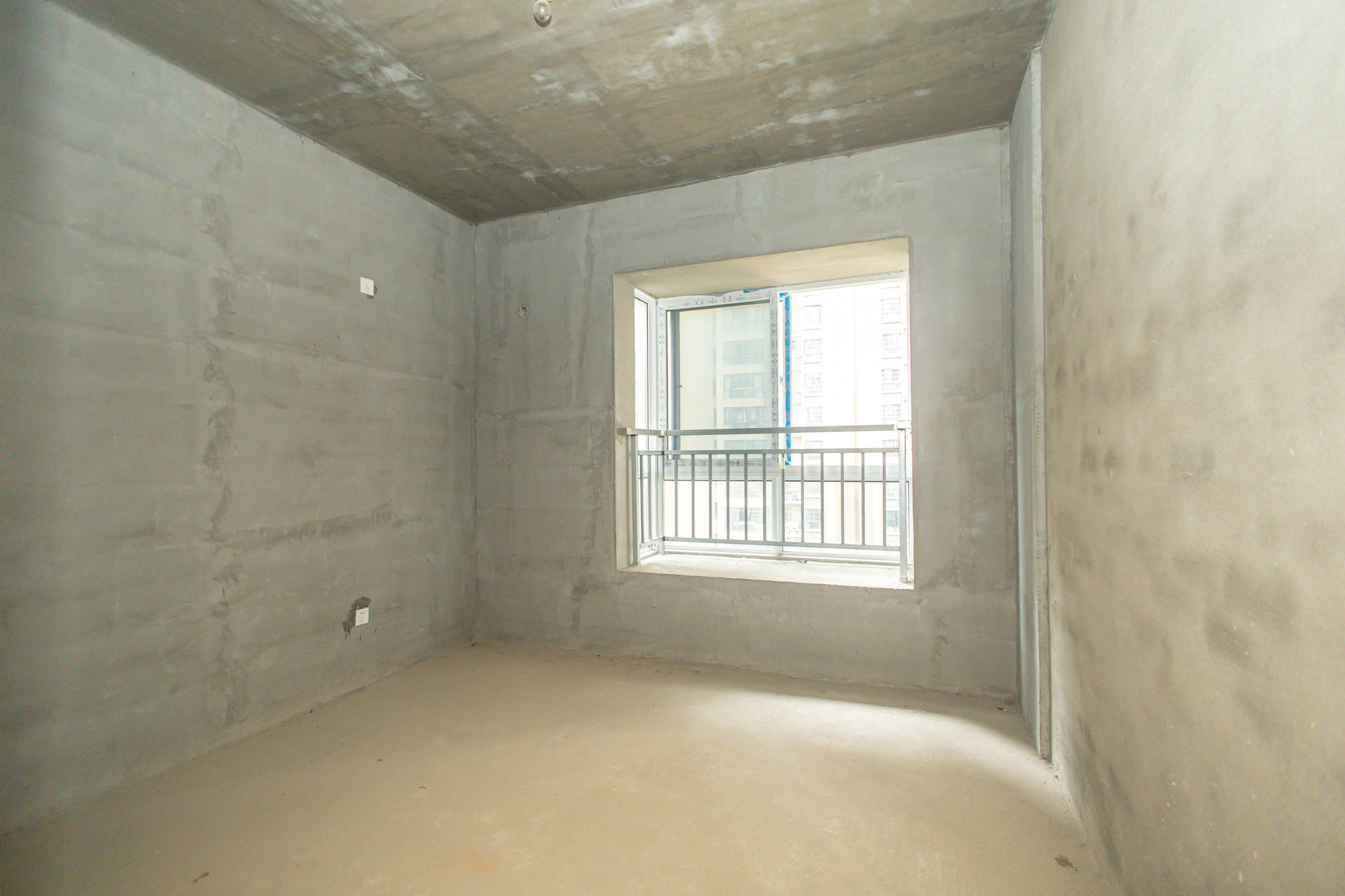 楚天世纪城西苑 3室2厅2卫 95.0万 楚天世纪城西苑 3室2厅2卫 95.0万卧室