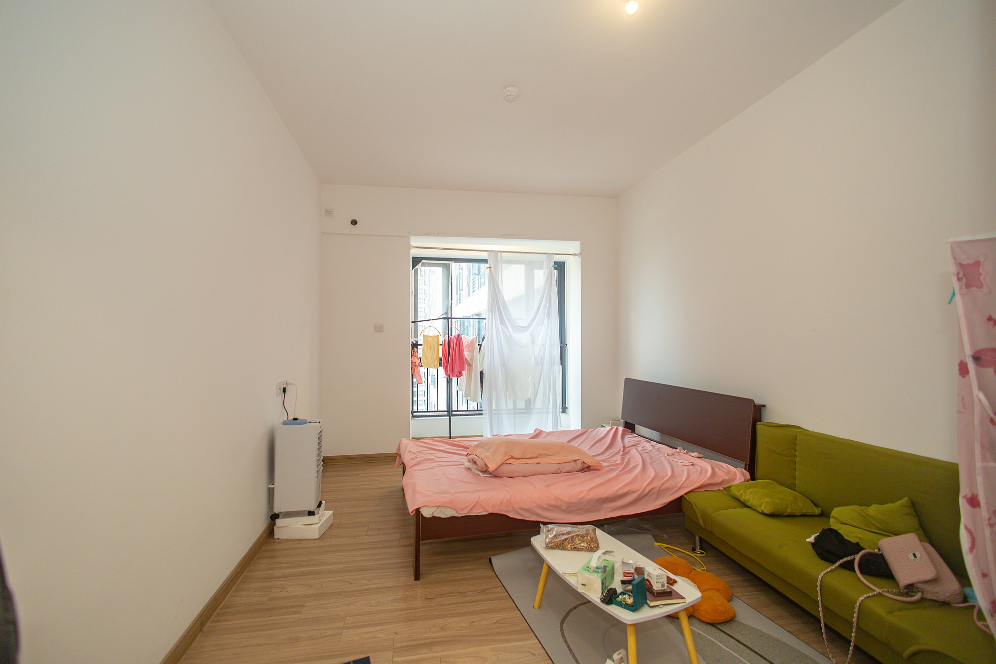 新长海漓湘悦  1室1厅1卫    18.8万 新长海漓湘悦  1室1厅1卫    18.8万客厅