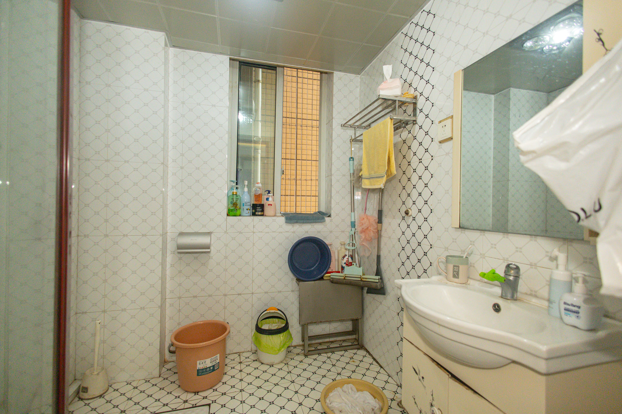 爱琴海岸 2室2厅1卫 48.0万 爱琴海岸 2室2厅1卫 48.0万卫生间