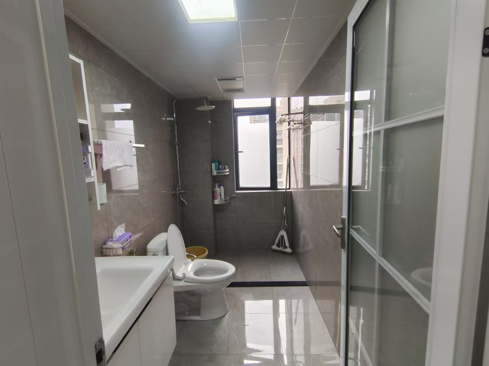 山水洲城华晨第一城  4室2厅2卫    110.0万 山水洲城华晨第一城  4室2厅2卫    110.0万室内图