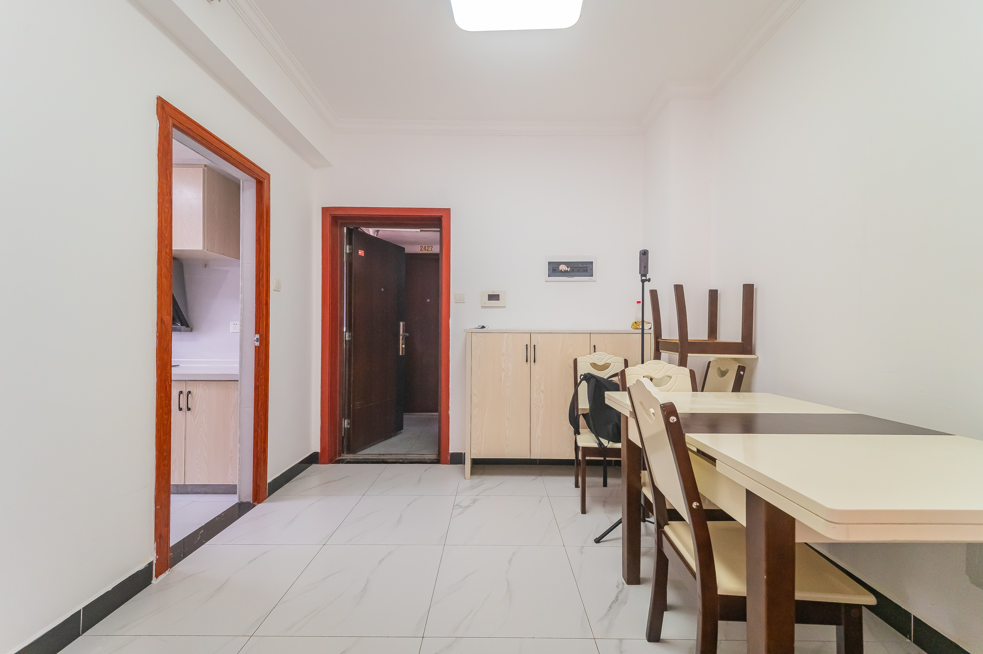 国泰九龙湾  2室1厅1卫    41.8万 国泰九龙湾  2室1厅1卫    41.8万客厅