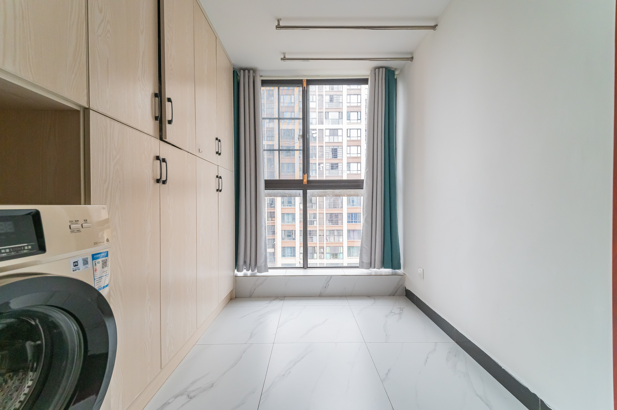 国泰九龙湾  2室1厅1卫    41.8万 国泰九龙湾  2室1厅1卫    41.8万阳台