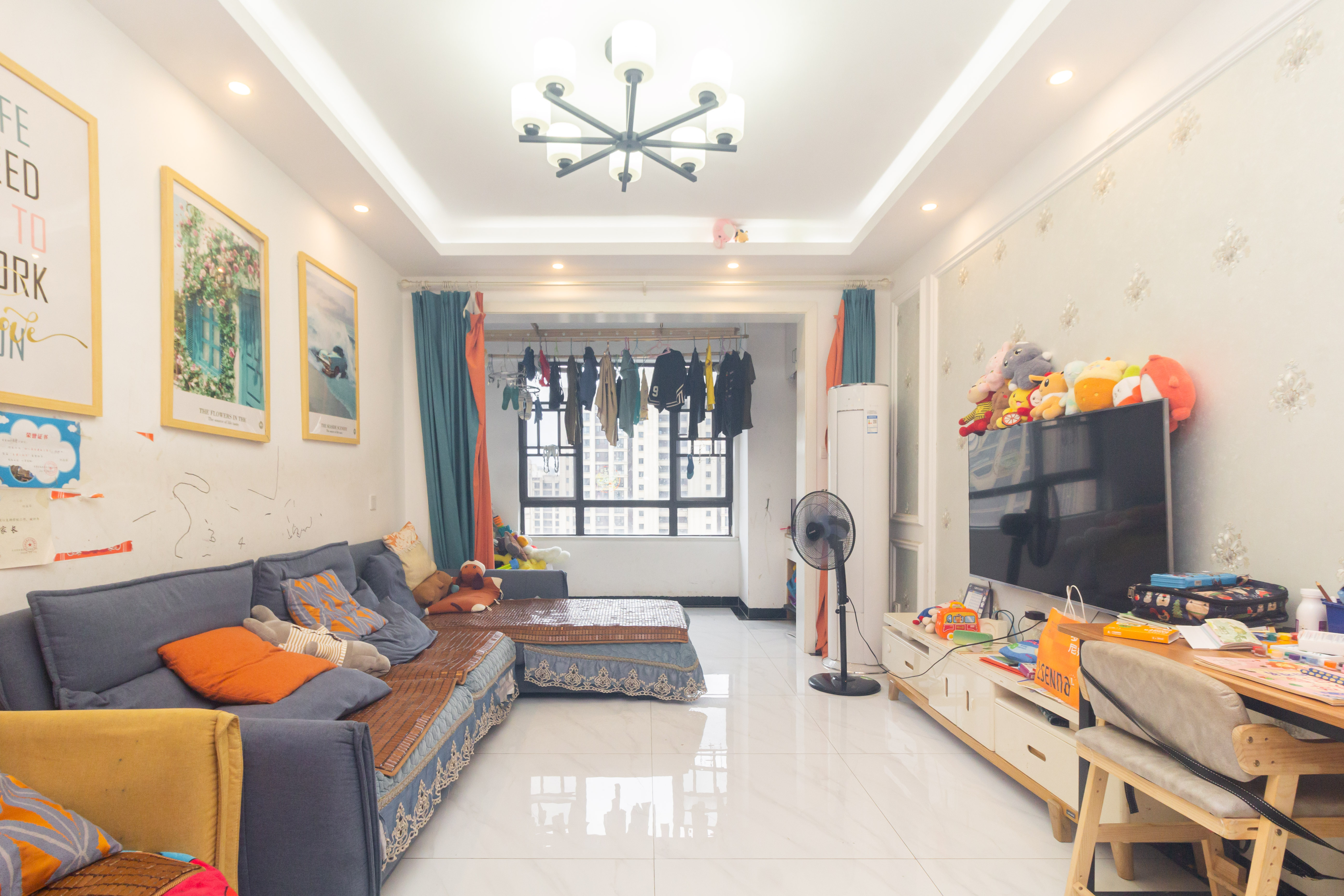 长房东云台 3室2厅1卫 98.0万 长房东云台 3室2厅1卫 98.0万客厅