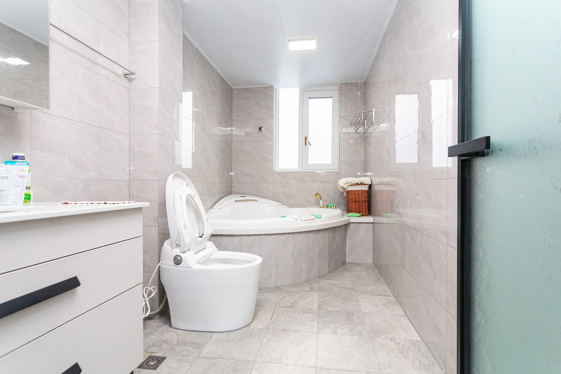 南山苏迪亚诺  11室4厅7卫    798.0万 南山苏迪亚诺  11室4厅7卫    798.0万卫生间