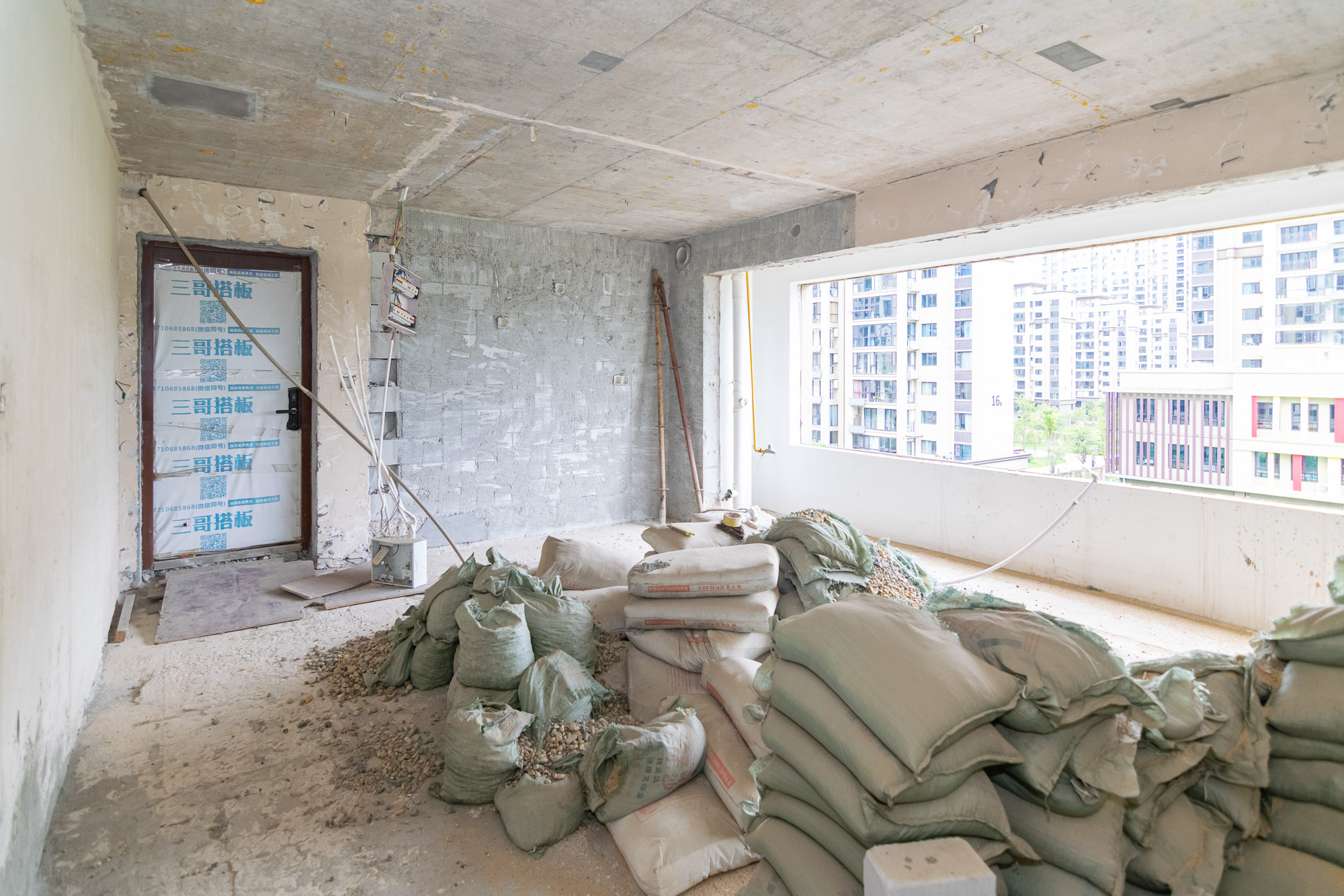 阳光城联利悦澜府 4室2厅2卫 128.0万 阳光城联利悦澜府 4室2厅2卫 128.0万厨房