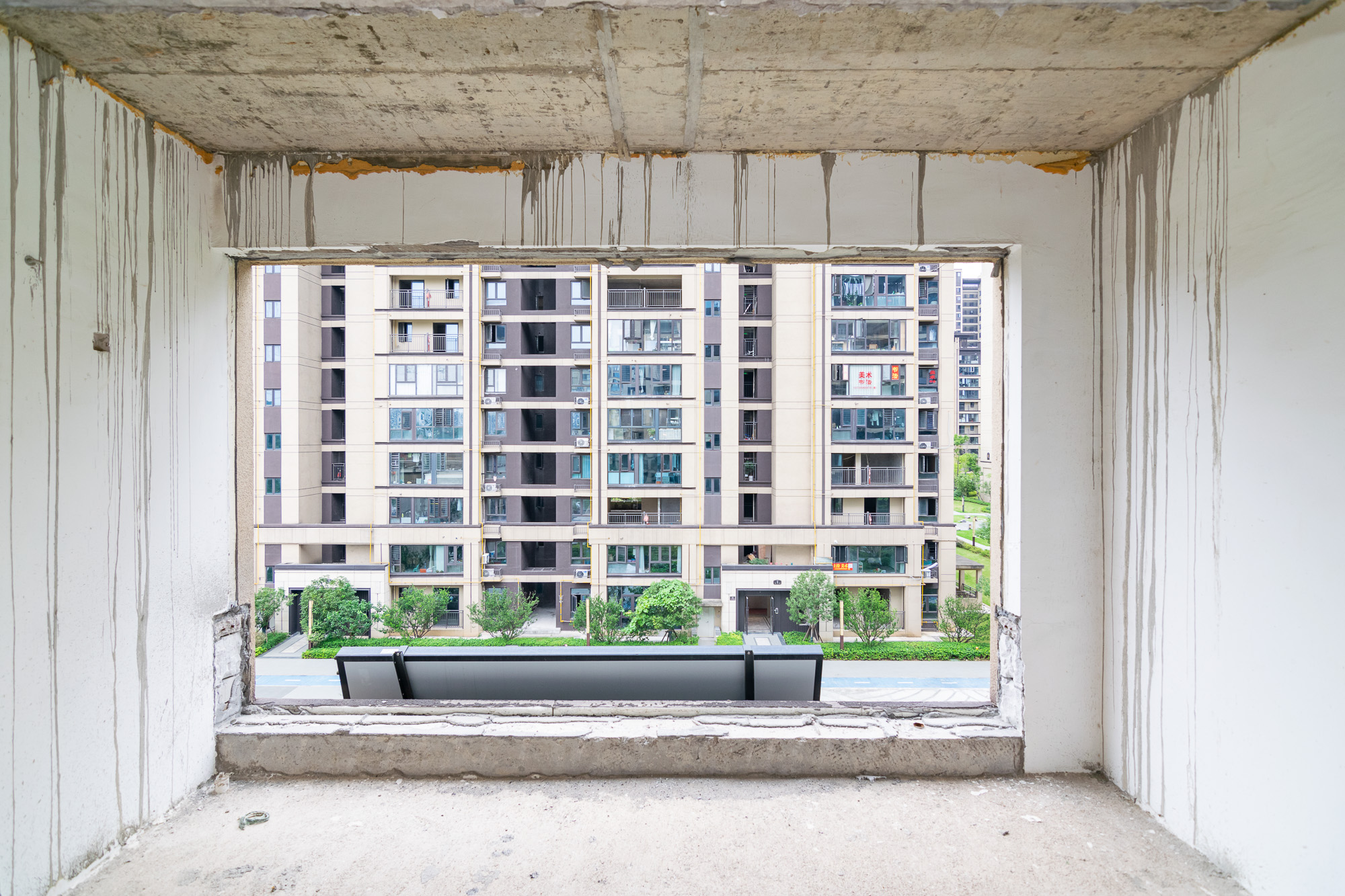 阳光城联利悦澜府 4室2厅2卫 128.0万 阳光城联利悦澜府 4室2厅2卫 128.0万阳台