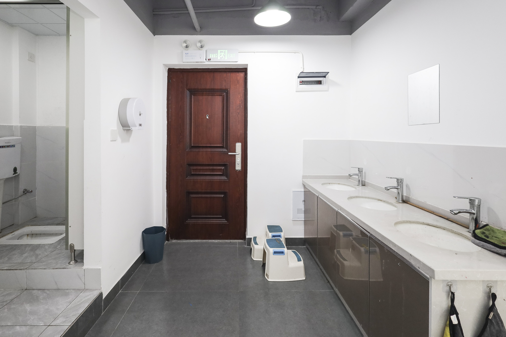 钱隆世家 2室1厅1卫 50.0万 钱隆世家 2室1厅1卫 50.0万厨房