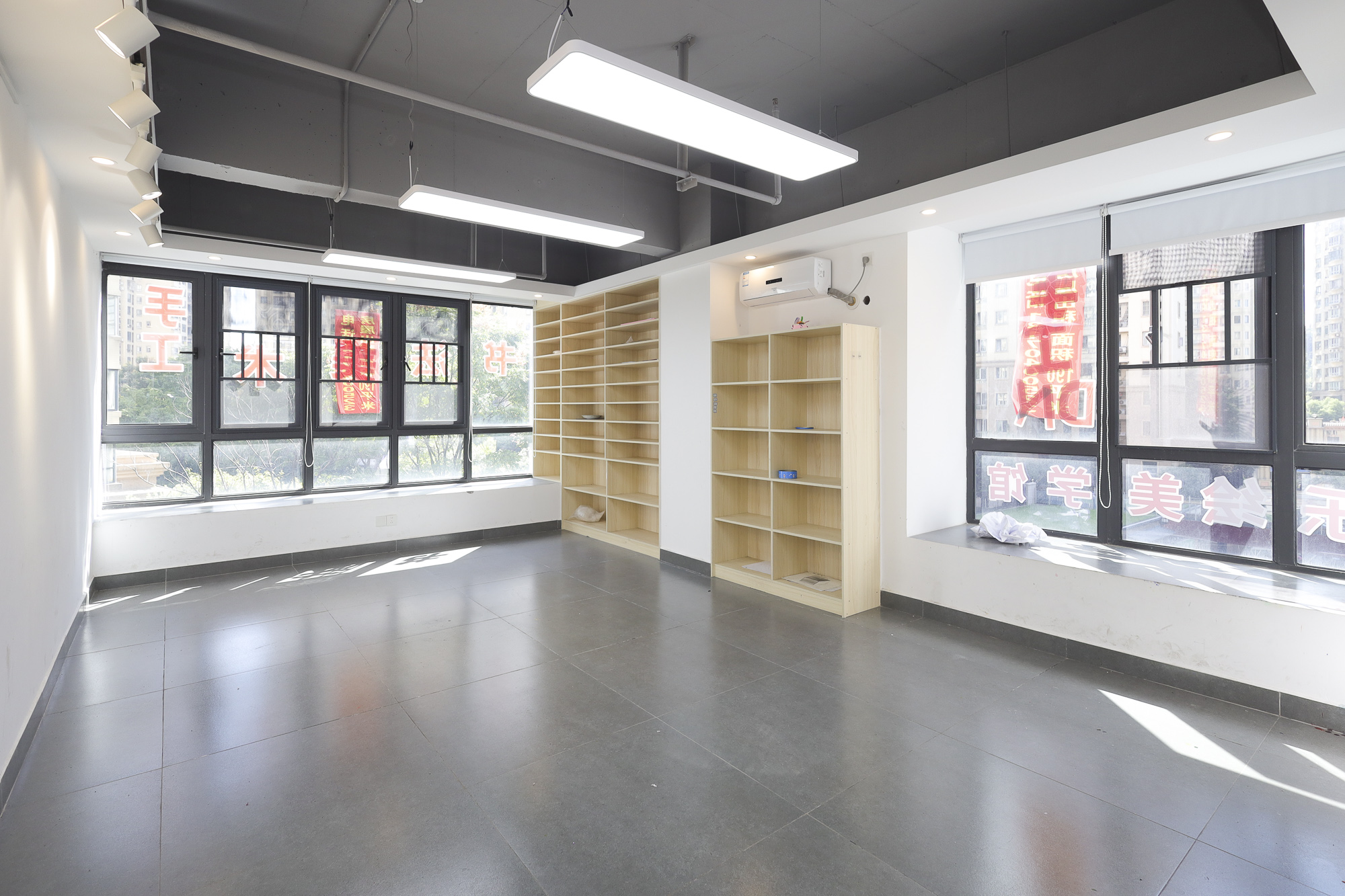 钱隆世家  2室2厅1卫    73.0万 钱隆世家  2室2厅1卫    73.0万卧室