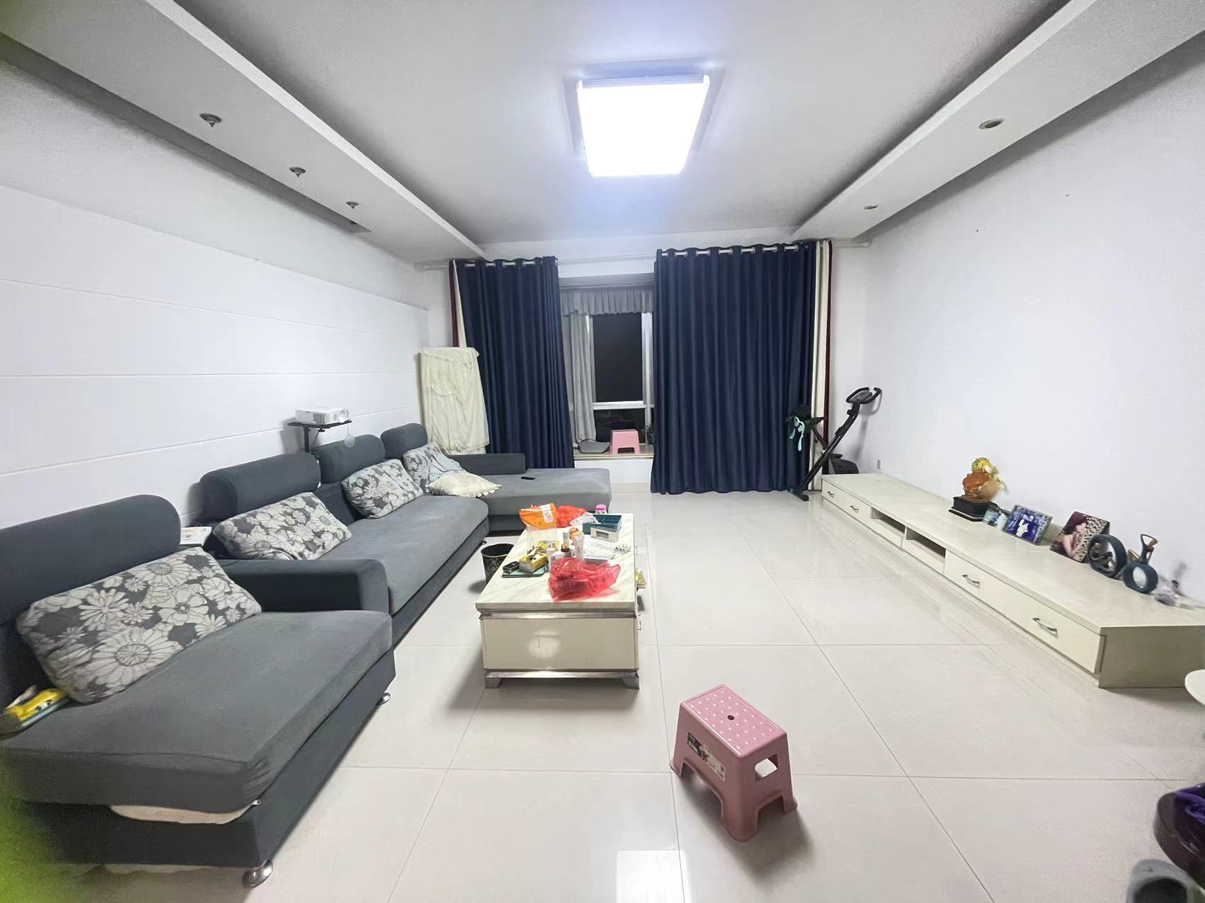 四季花园 3室2厅2卫 57.0万 四季花园 3室2厅2卫 57.0万室内图