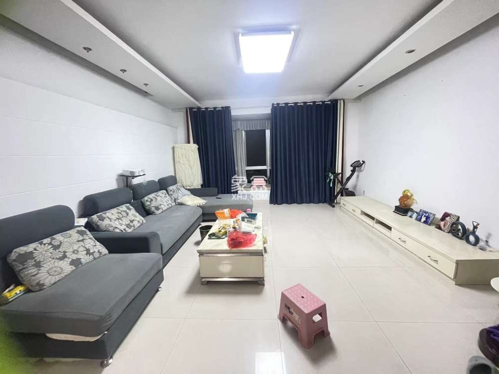 四季花园  3室2厅2卫    64.8万