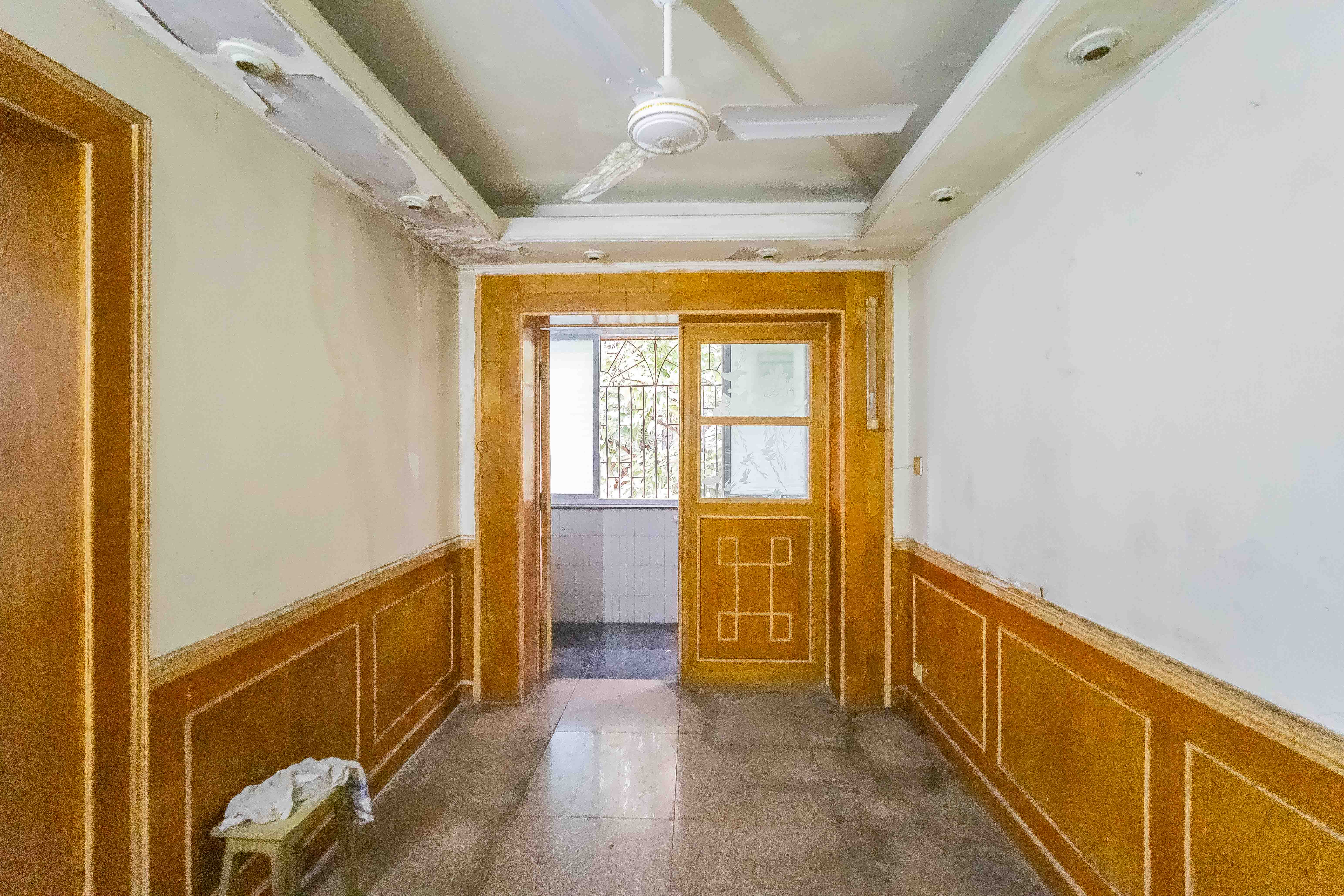 杏花苑 3室2厅2卫 60.0万 杏花苑 3室2厅2卫 60.0万客厅