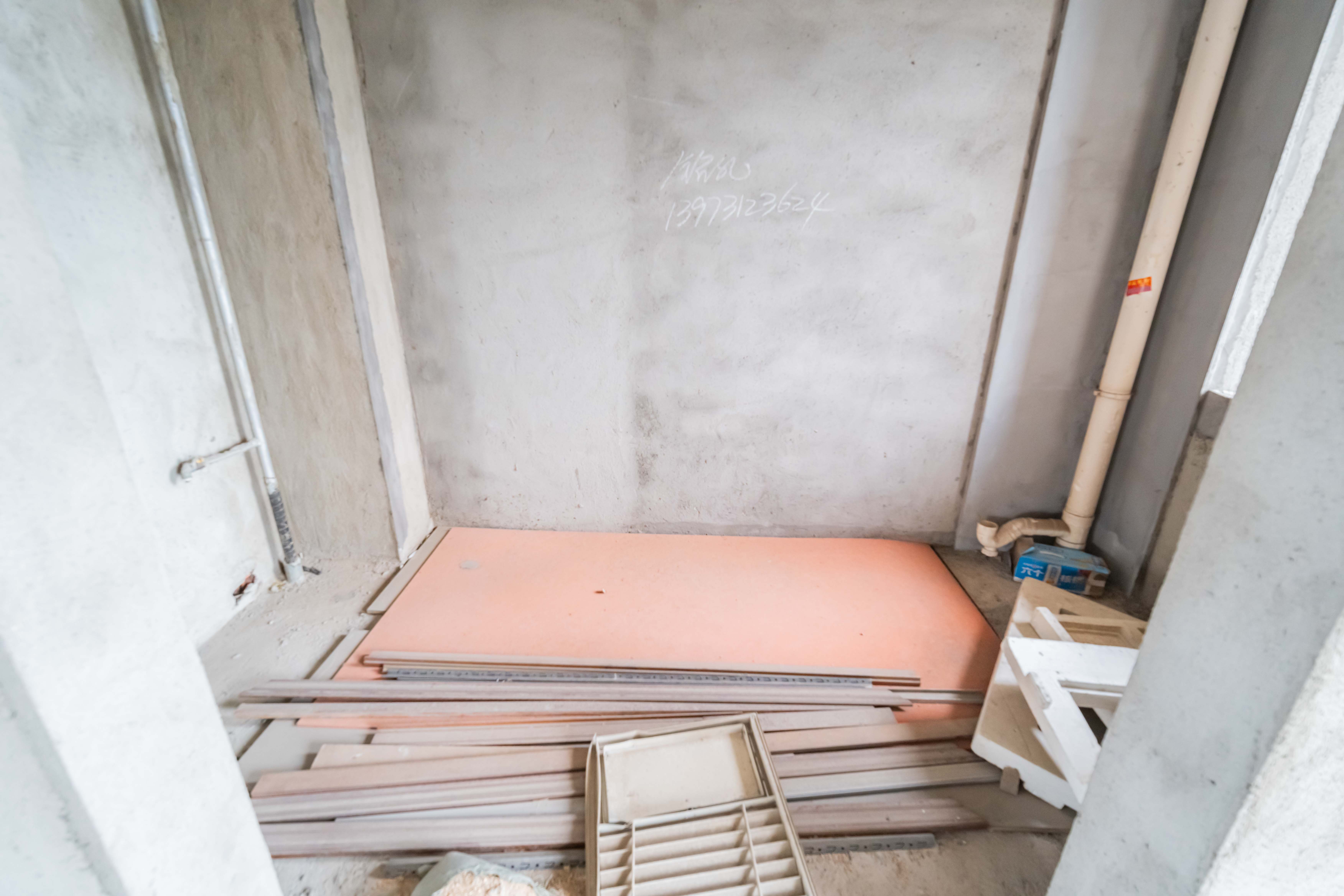 环亚高铁芯城 3室2厅2卫 111.8万 环亚高铁芯城 3室2厅2卫 111.8万其他