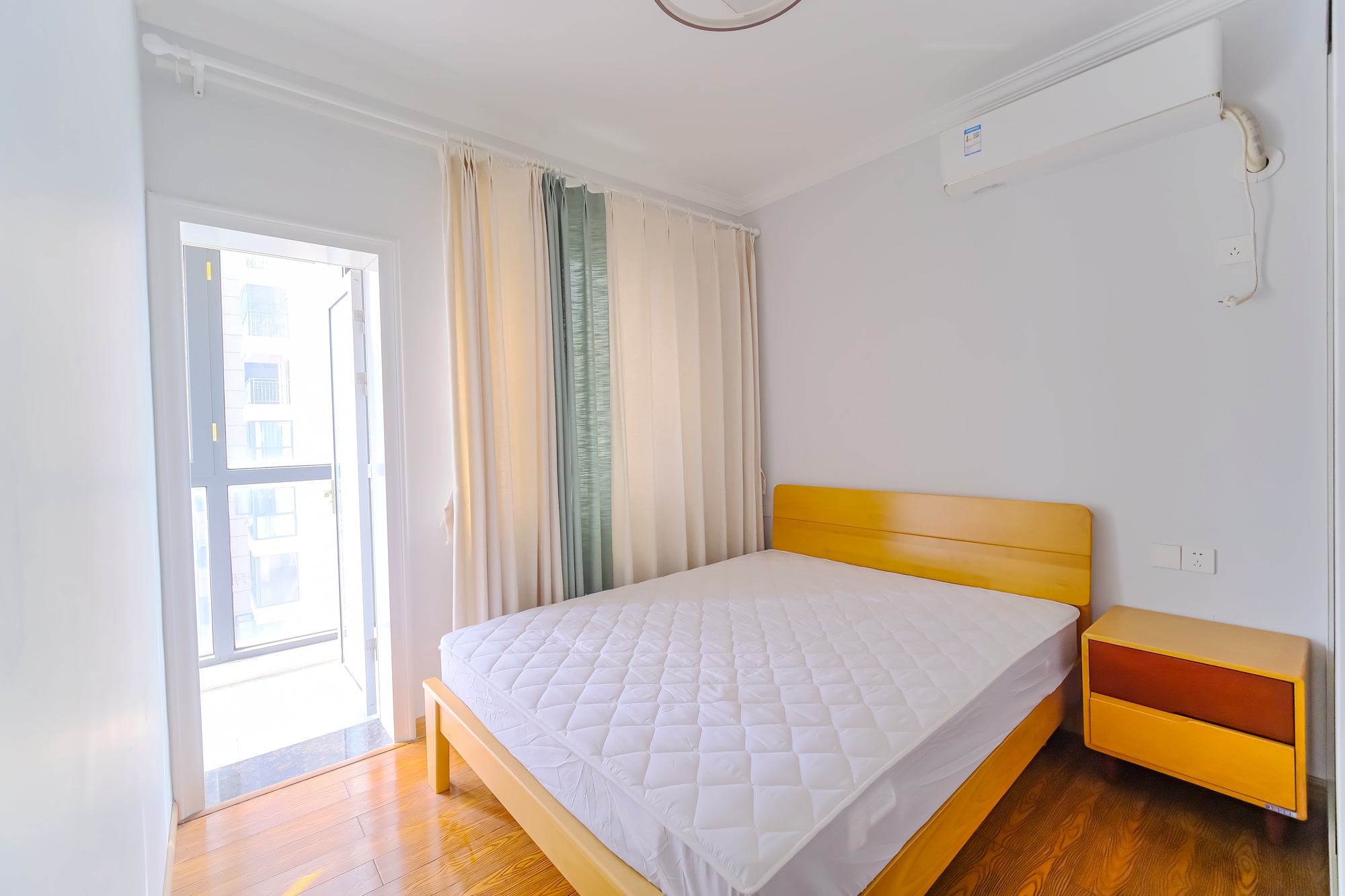 和悦城(蟠龙景苑) 3室2厅2卫 66.8万 和悦城(蟠龙景苑) 3室2厅2卫 66.8万卧室