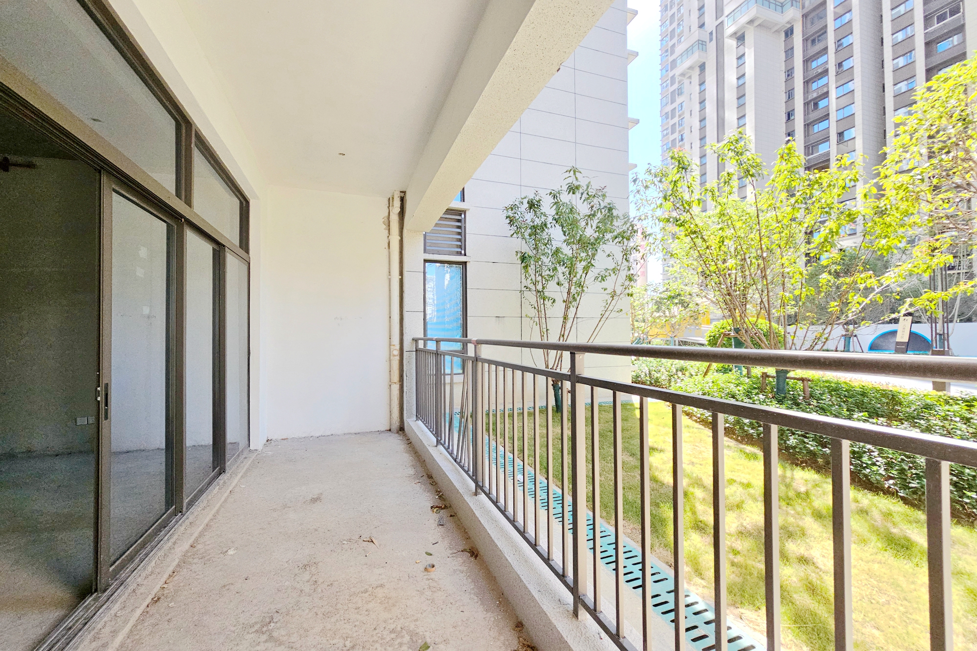 阳光城尚东湾嘉林苑  4室2厅2卫    134.0万 阳光城尚东湾嘉林苑  4室2厅2卫    134.0万其他