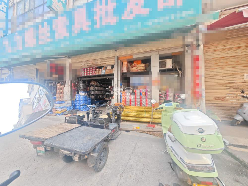 雨花機(jī)電市場(chǎng)   244.09㎡     160.00萬(wàn)
