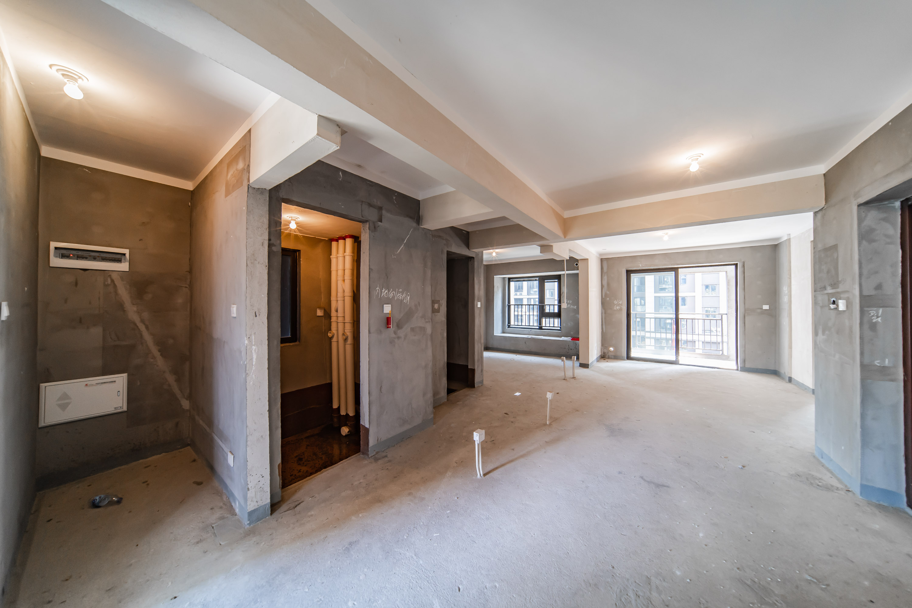 建发电建江山悦  3室2厅2卫    136.0万其他