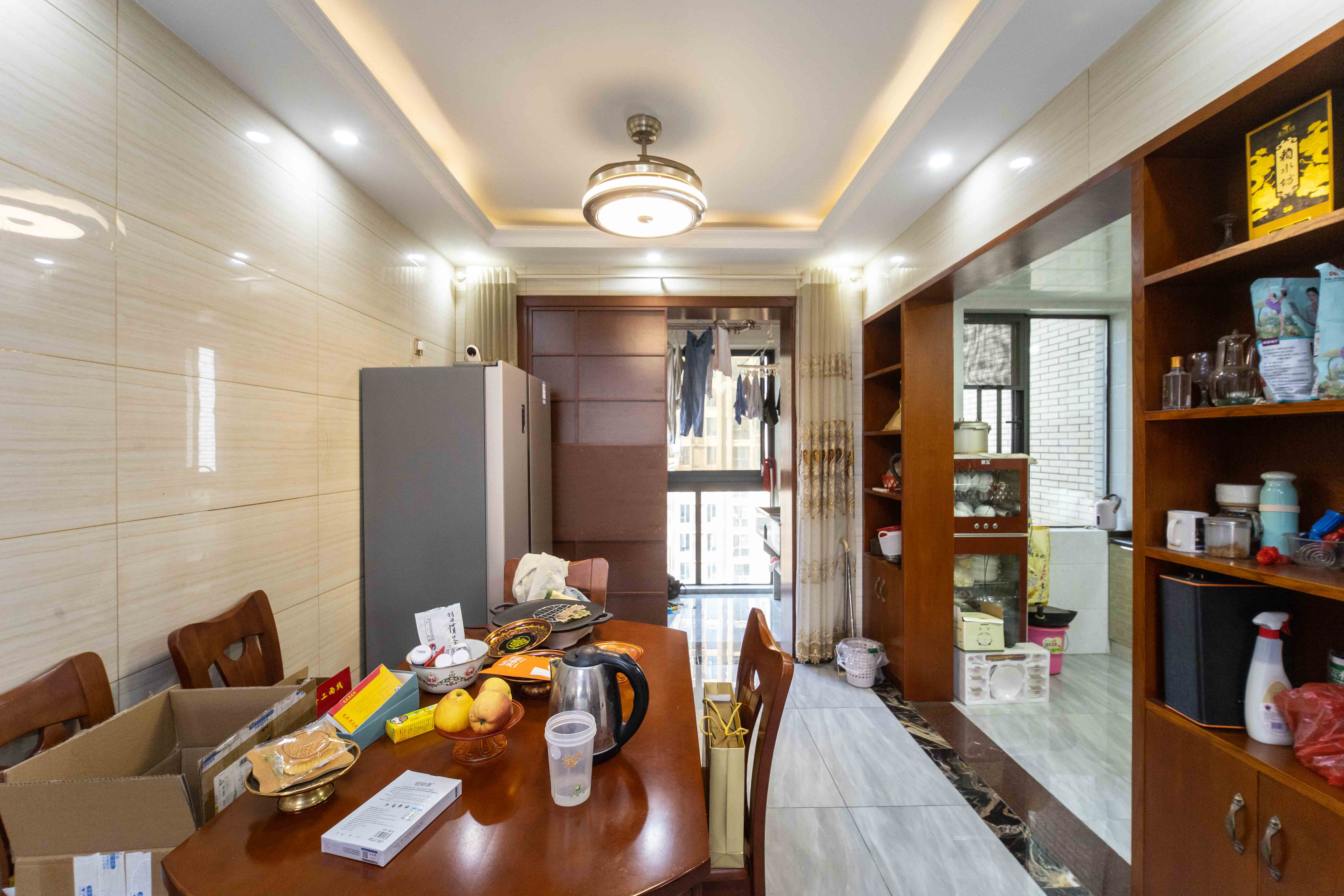 长房白沙湾 3室2厅2卫 138.0万 长房白沙湾 3室2厅2卫 138.0万客厅