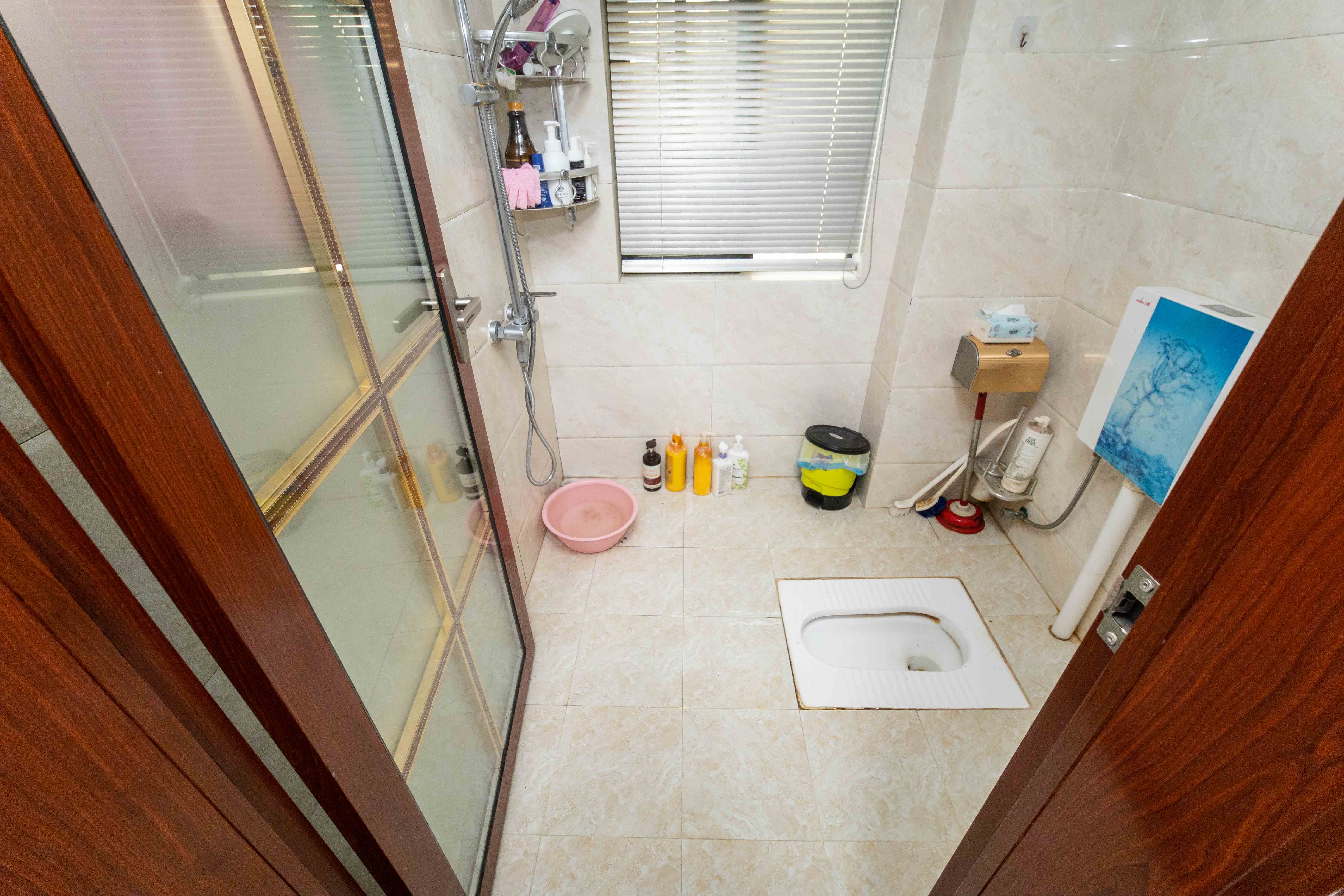 长房白沙湾 3室2厅2卫 138.0万 长房白沙湾 3室2厅2卫 138.0万卫生间