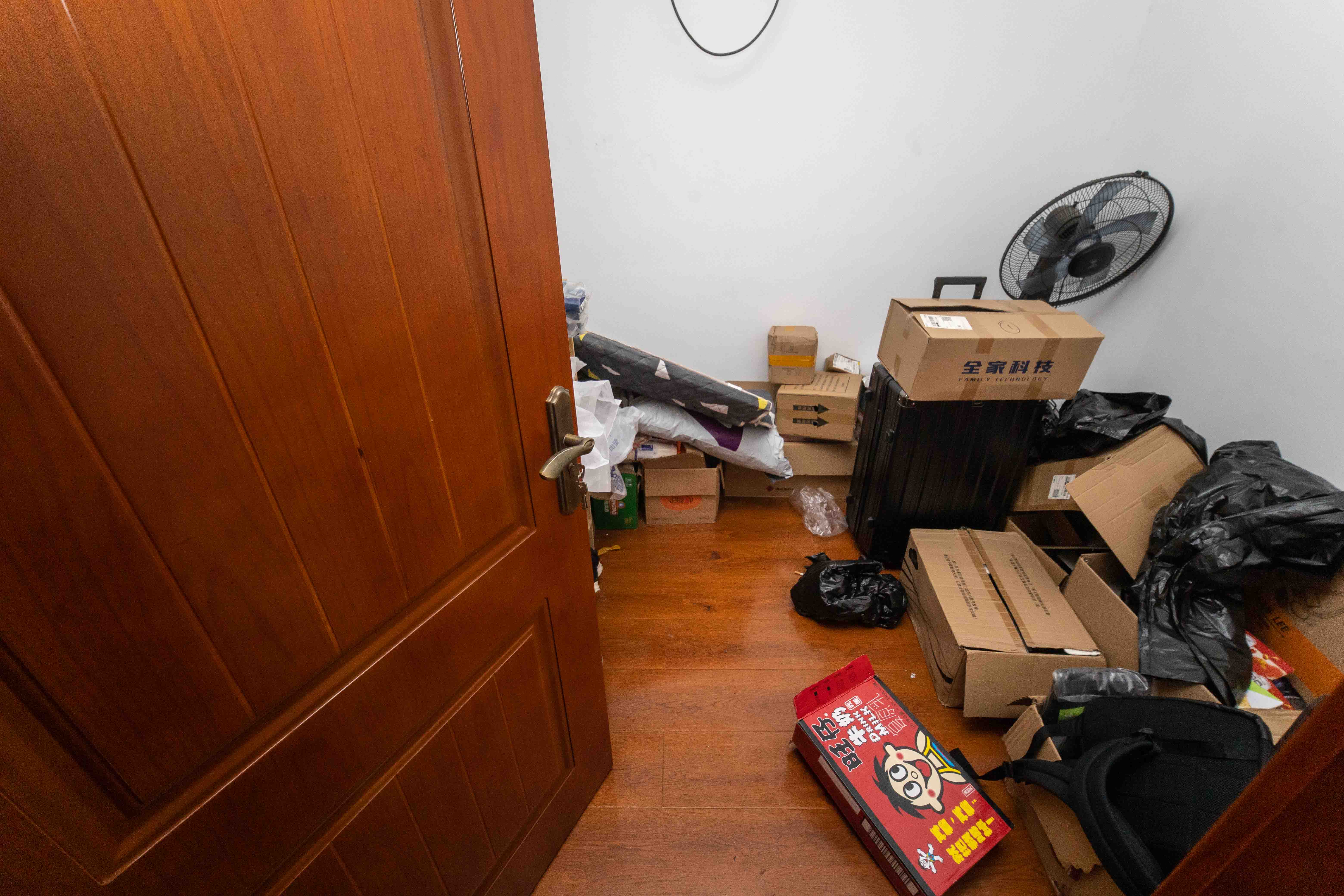 芙蓉上河图  4室2厅2卫    103.0万 芙蓉上河图  4室2厅2卫    103.0万卧室