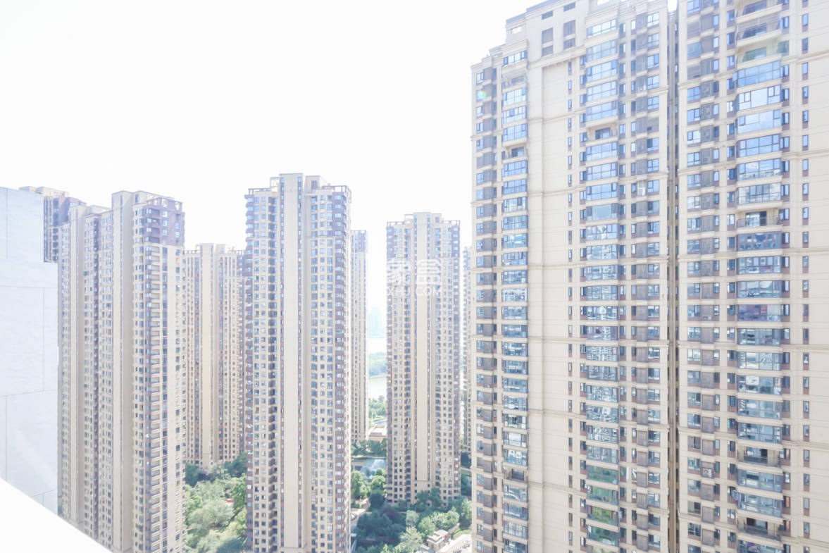 保利天禧D区  4室2厅2卫    165.0万 保利天禧D区  4室2厅2卫    165.0万其他