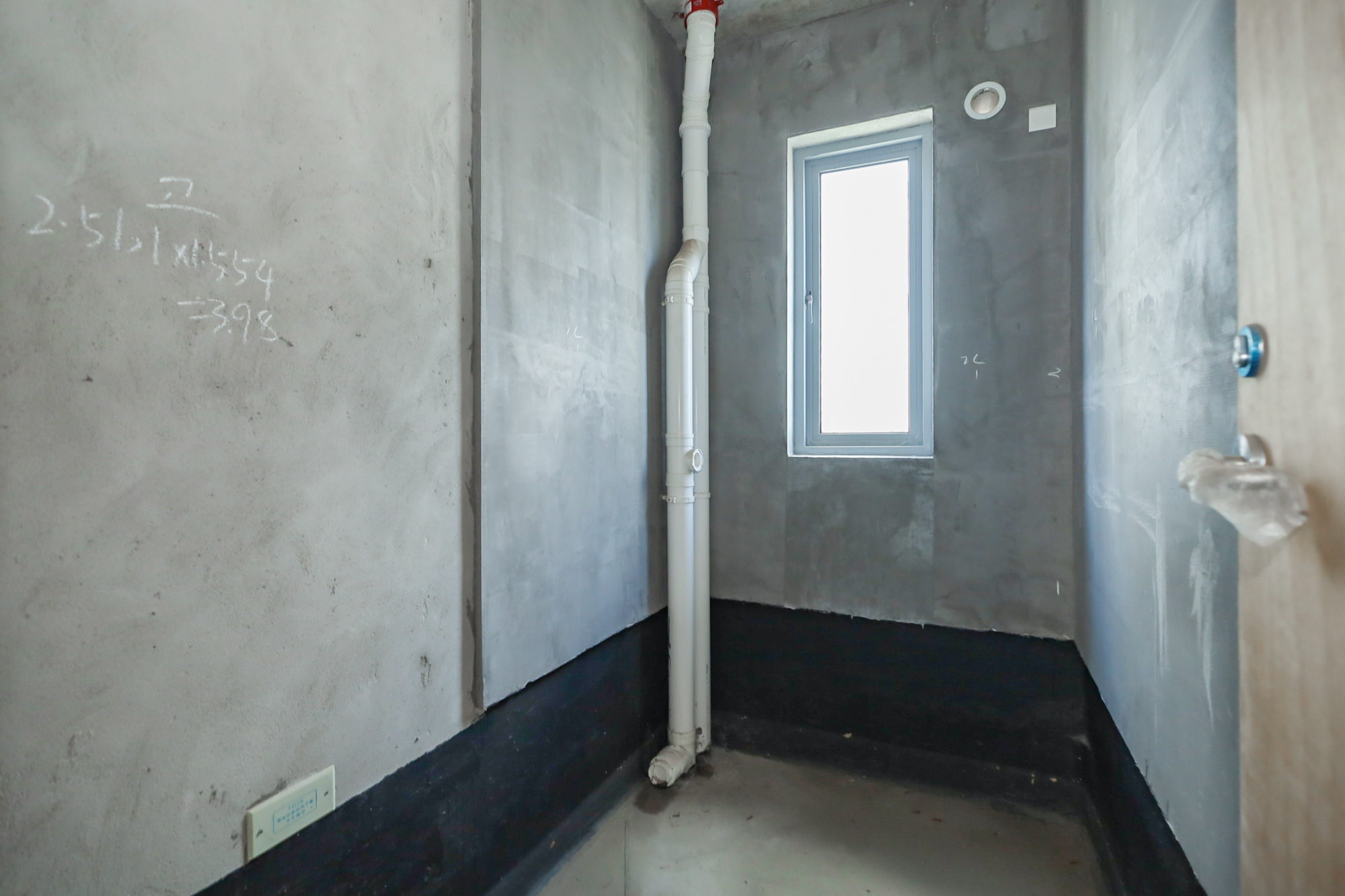 保利天禧D区  4室2厅2卫    165.0万 保利天禧D区  4室2厅2卫    165.0万卫生间