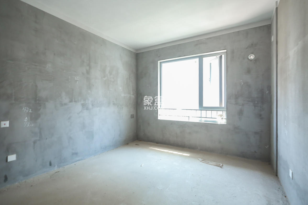 保利天禧D区  4室2厅2卫    165.0万 保利天禧D区  4室2厅2卫    165.0万卧室