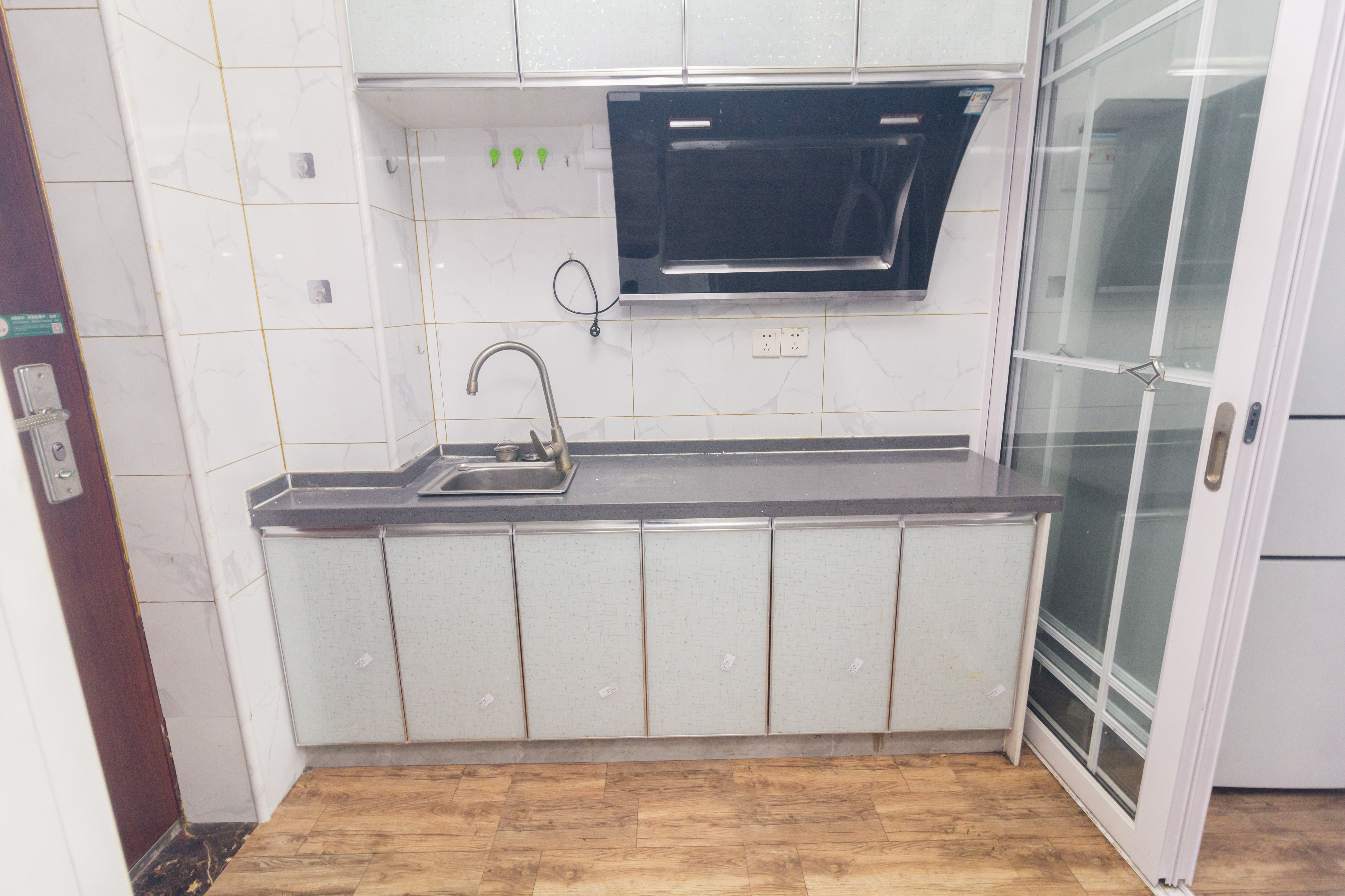 金科天悦(金科美邻汇) 1室1厅1卫 15.0万 金科天悦(金科美邻汇) 1室1厅1卫 15.0万厨房