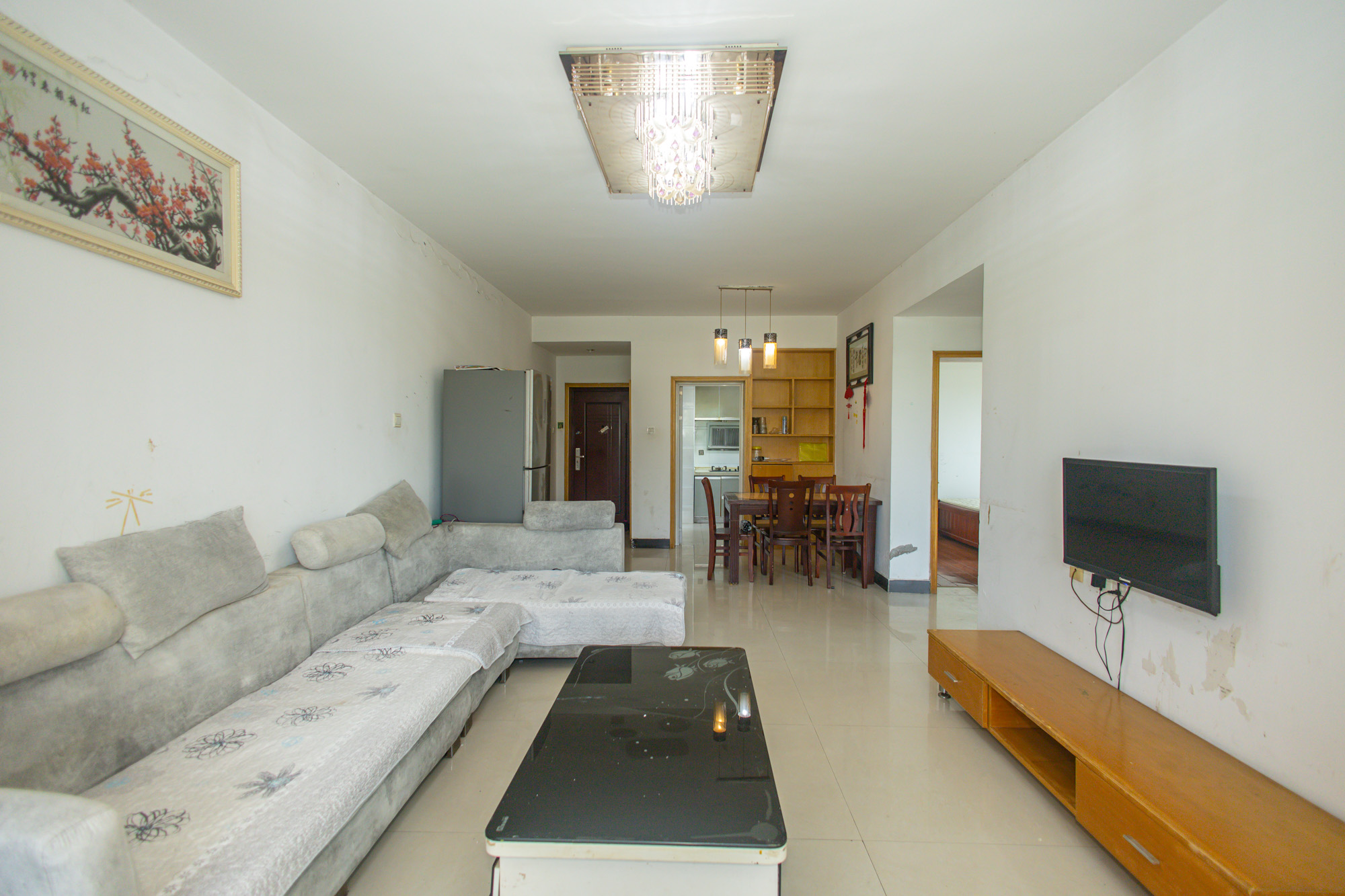 湘楚家园  2室2厅1卫    38.3万 湘楚家园  2室2厅1卫    38.3万客厅