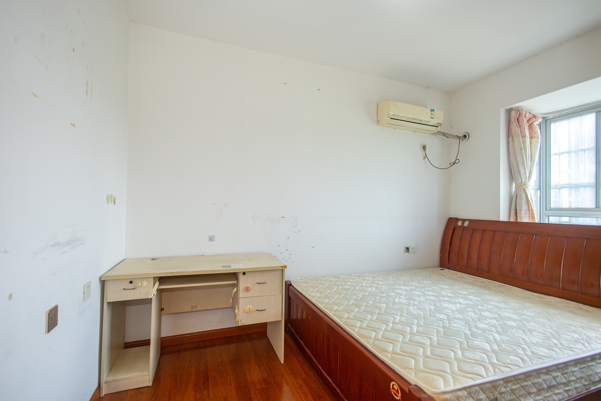 湘楚家园  2室2厅1卫    38.3万 湘楚家园  2室2厅1卫    38.3万卧室