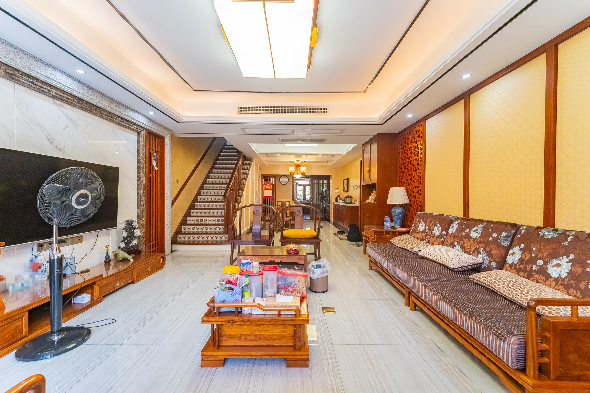 海伦春天  6室2厅4卫    348.0万 海伦春天  6室2厅4卫    348.0万