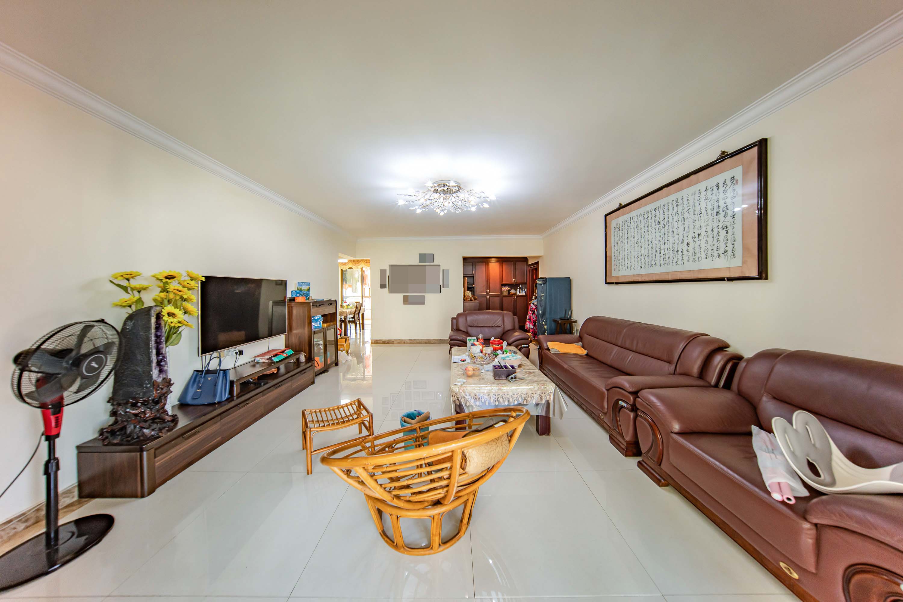 江山帝景雅典  4室2厅1卫    238.0万 江山帝景雅典  4室2厅1卫    238.0万客厅