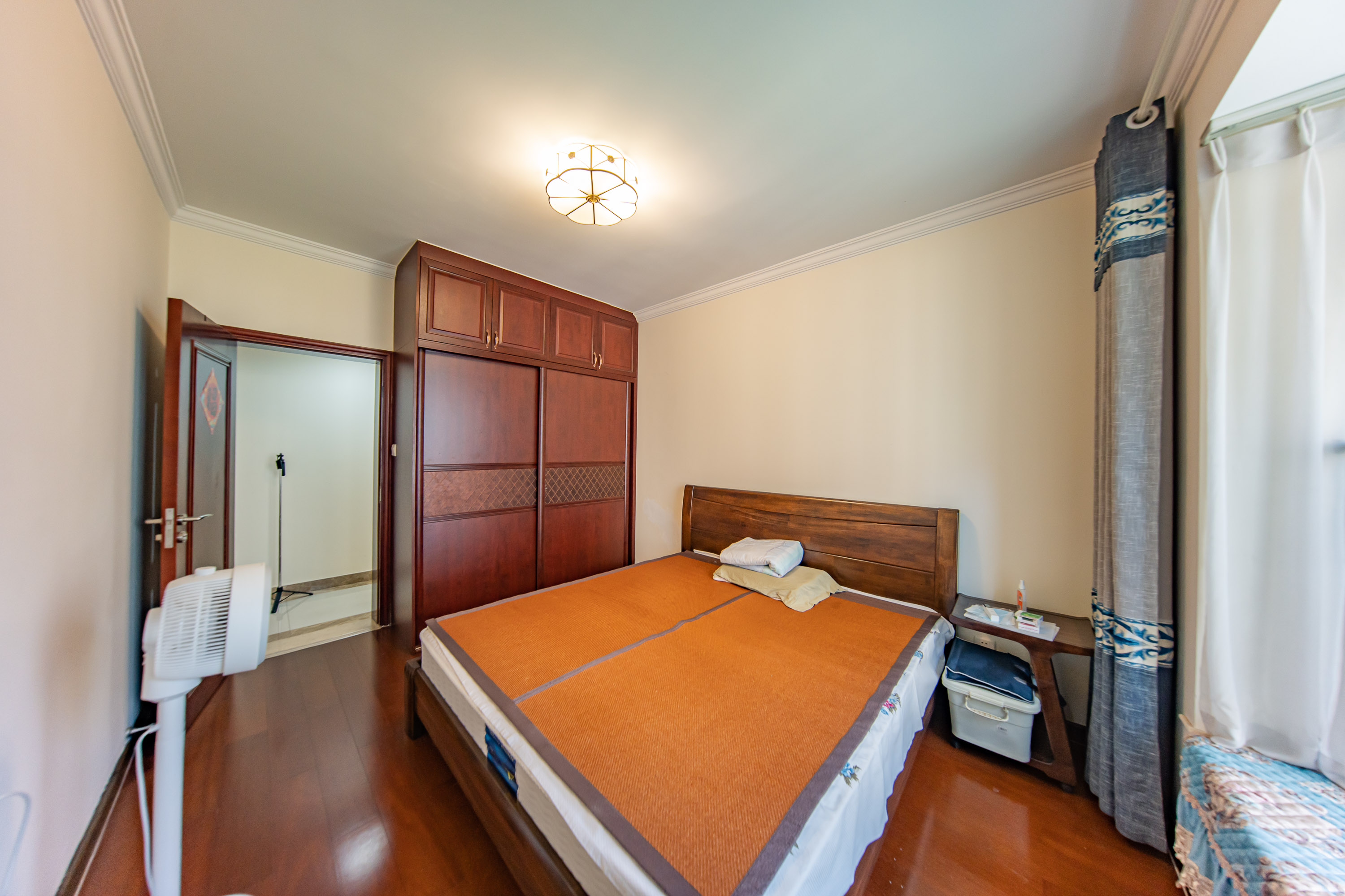 江山帝景雅典  4室2厅1卫    238.0万 江山帝景雅典  4室2厅1卫    238.0万卧室