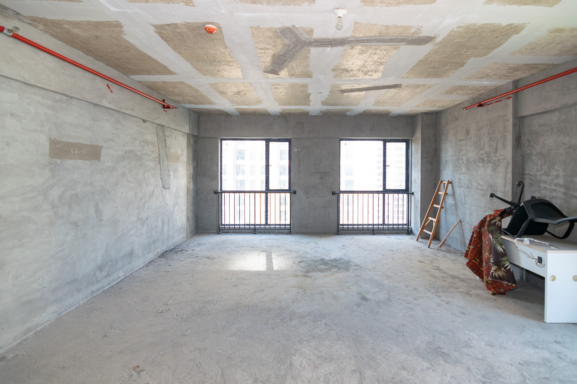 大汉月亮河畔  2室2厅1卫    25.0万 大汉月亮河畔  2室2厅1卫    25.0万客厅