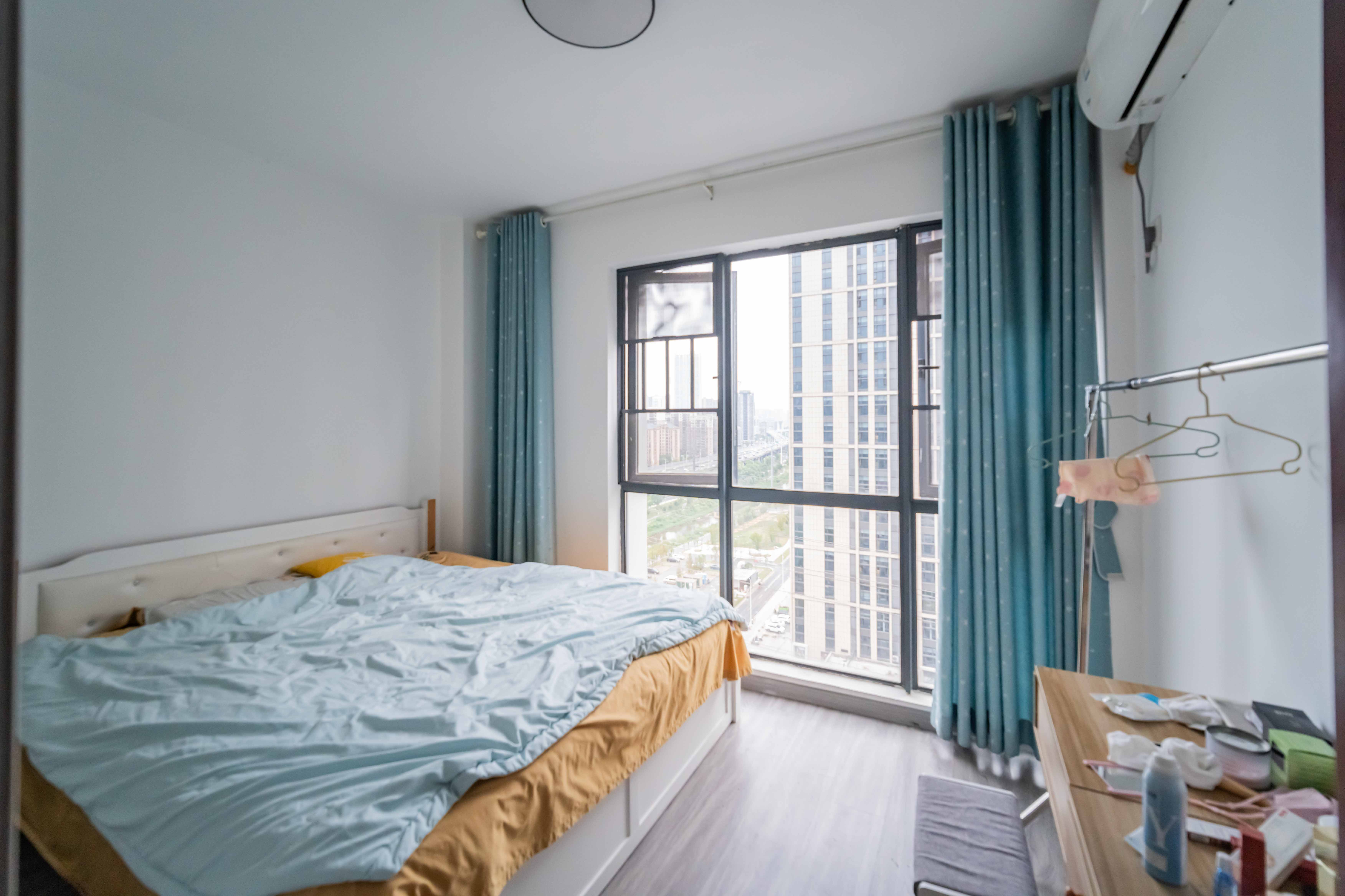 欧亚达国际广场 2室1厅1卫 60.8万 欧亚达国际广场 2室1厅1卫 60.8万卧室