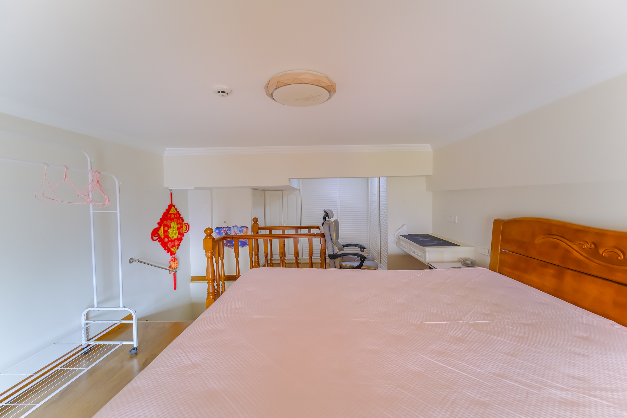 艾美潇湘  1室1厅1卫    28.0万卧室