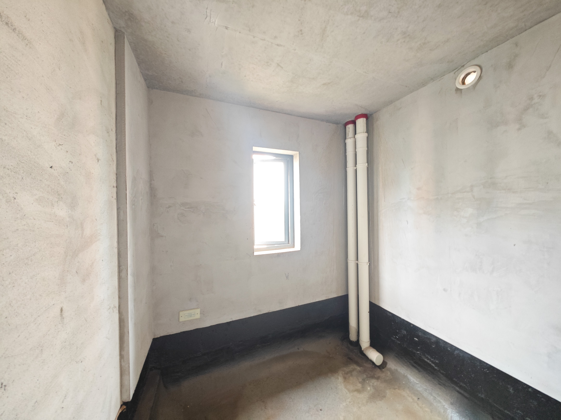 中建嘉和城  3室2厅2卫   100.00万卫生间