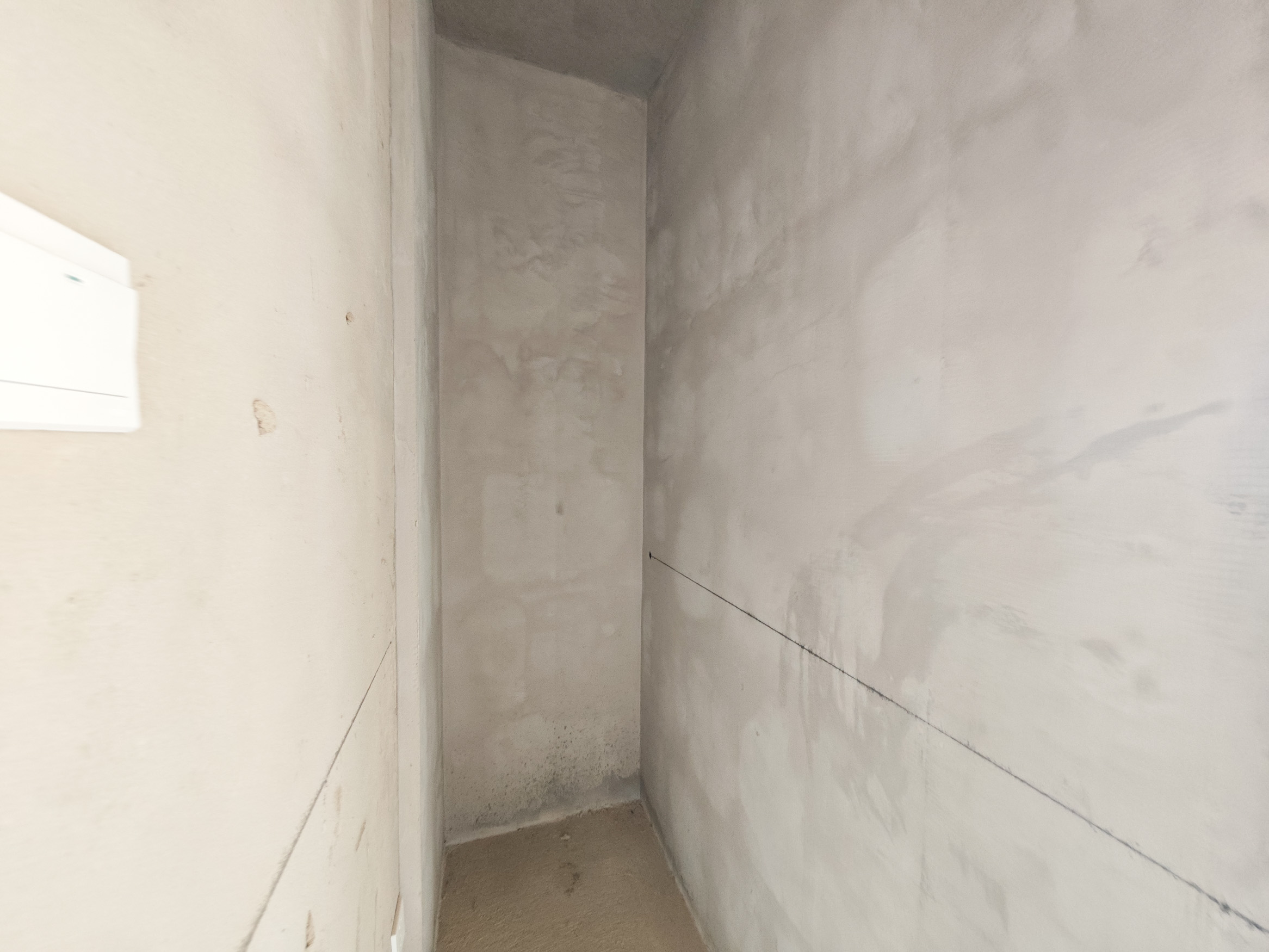 中建嘉和城  3室2厅2卫   100.00万卧室