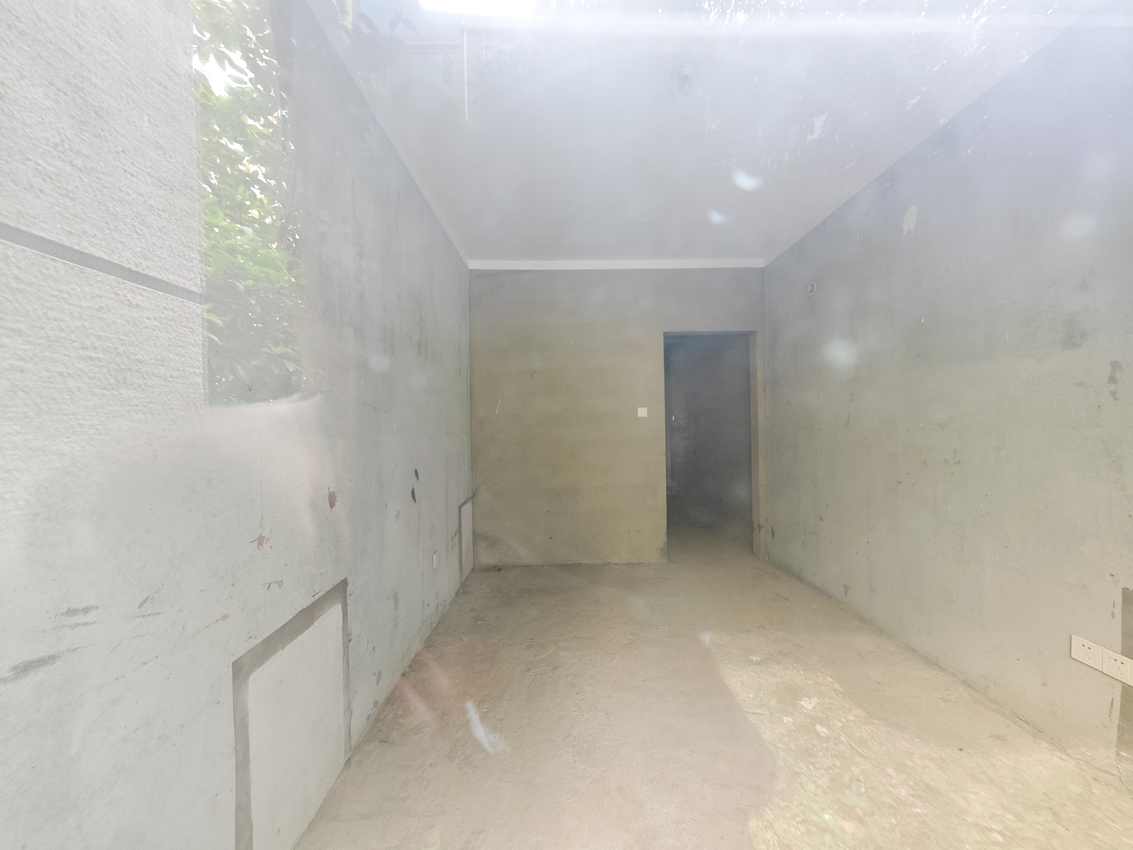 保利城（中航城国际社区、郡原美村）  4室2厅2卫   240.00万