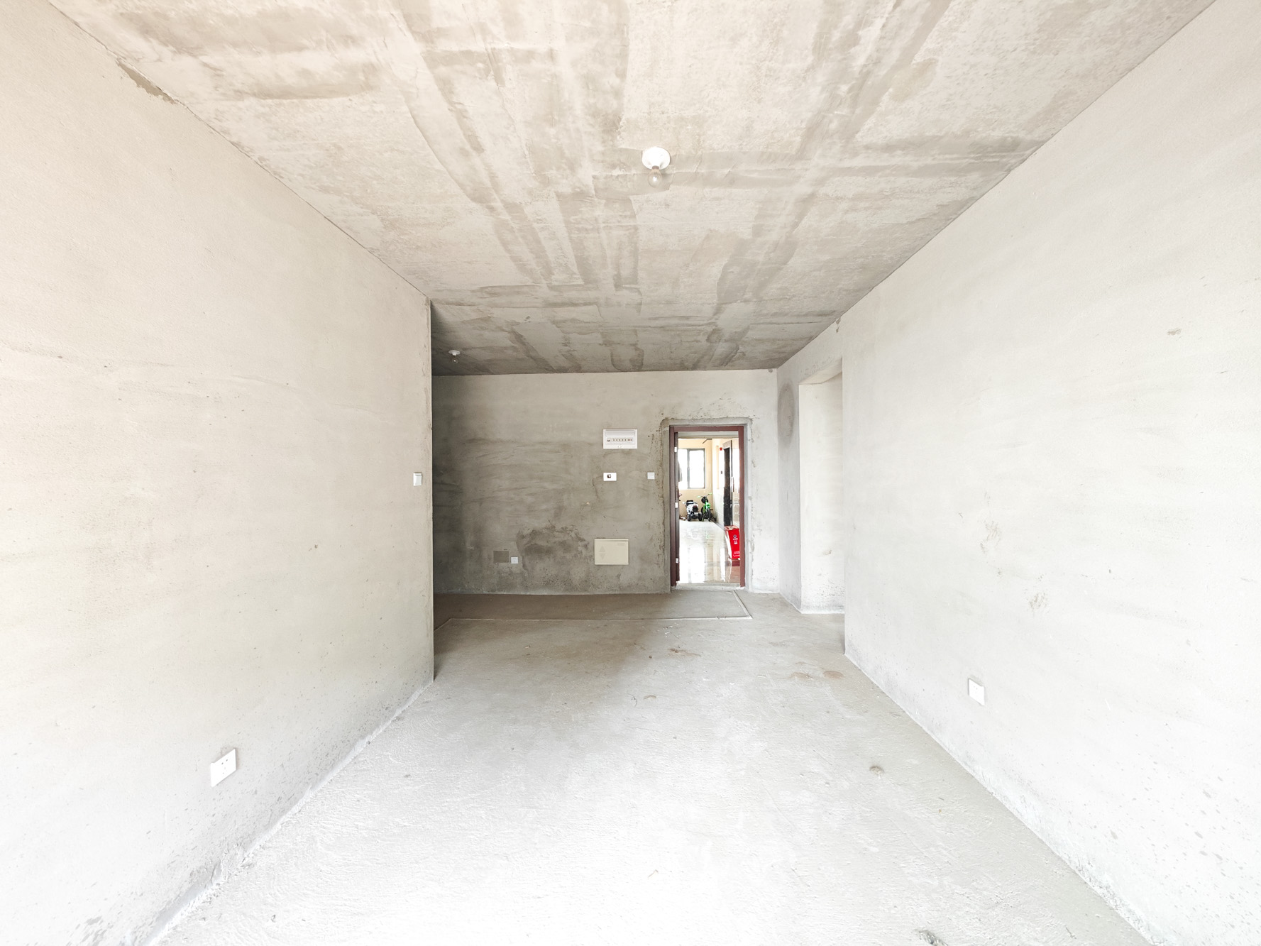 中建嘉和城  3室2厅2卫   90.00万